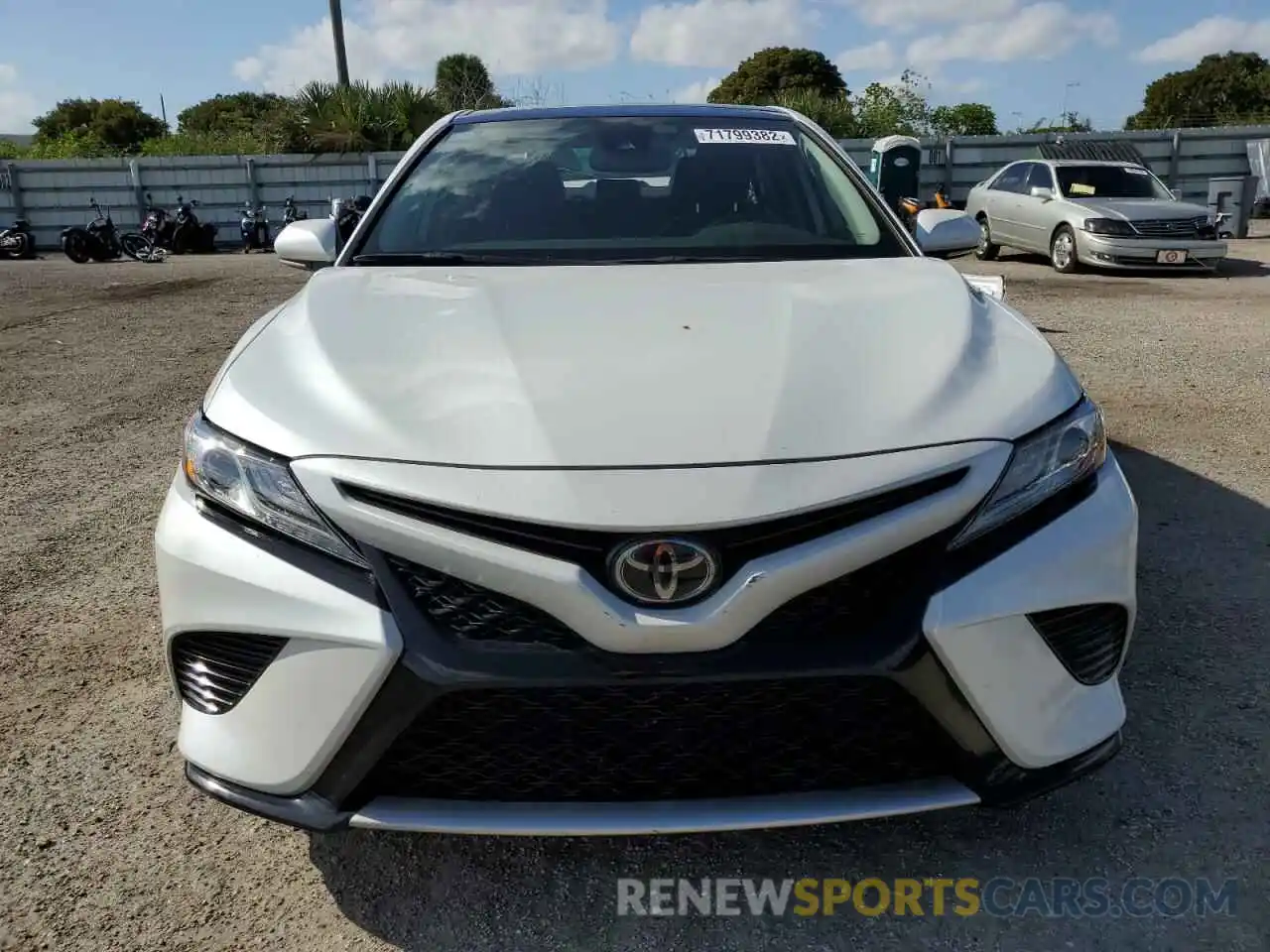 5 Photograph of a damaged car 4T1B61HK8KU843857 TOYOTA CAMRY 2019