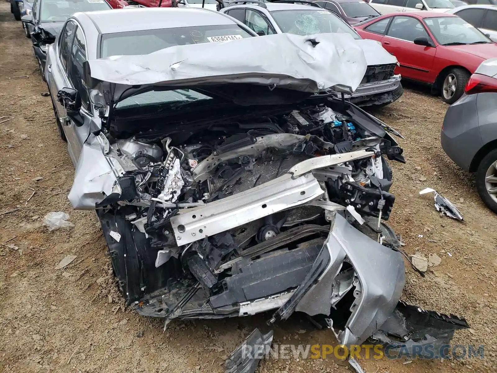 9 Photograph of a damaged car 4T1B61HK9KU167113 TOYOTA CAMRY 2019