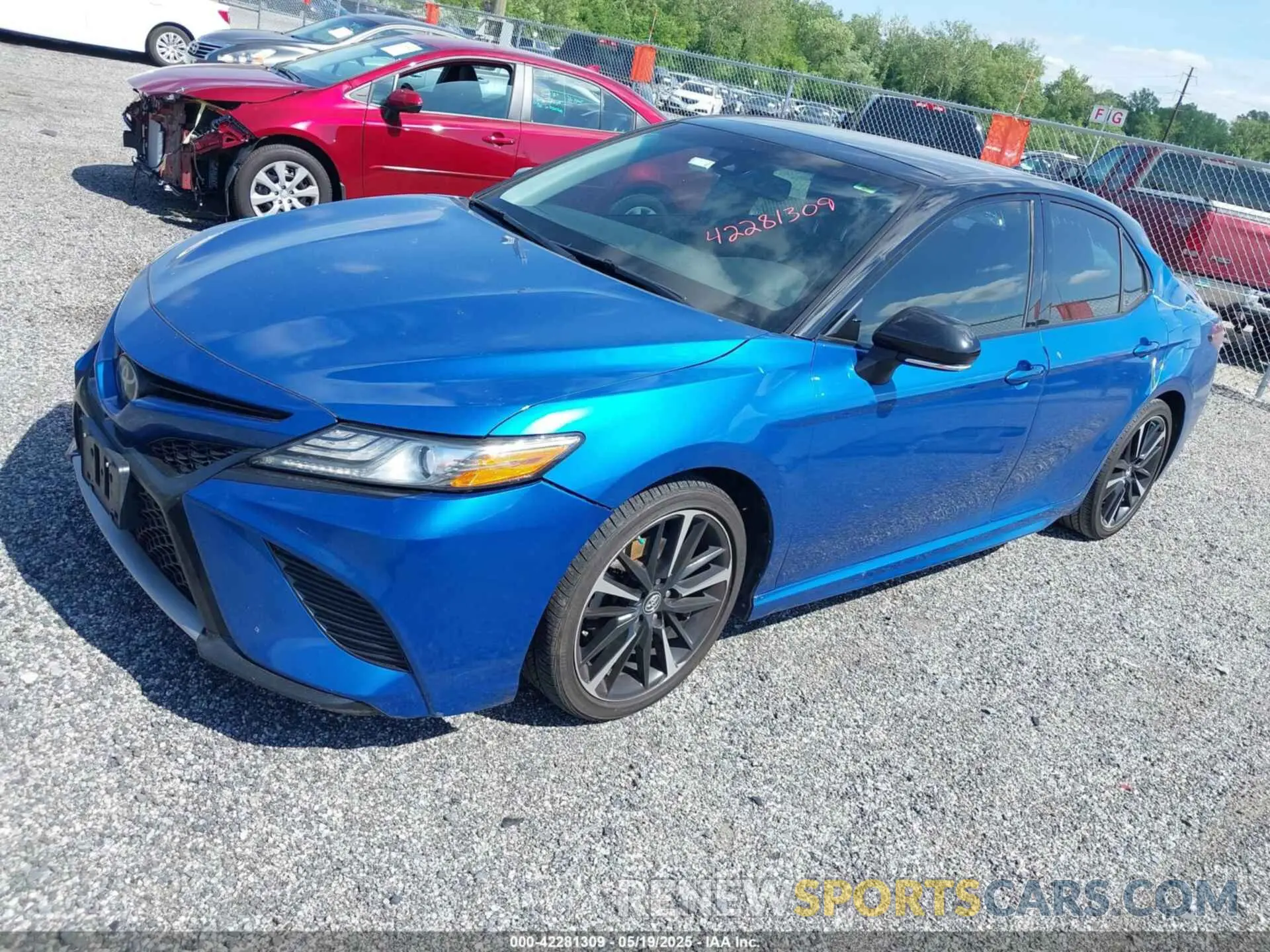 2 Photograph of a damaged car 4T1B61HK9KU171954 TOYOTA CAMRY 2019