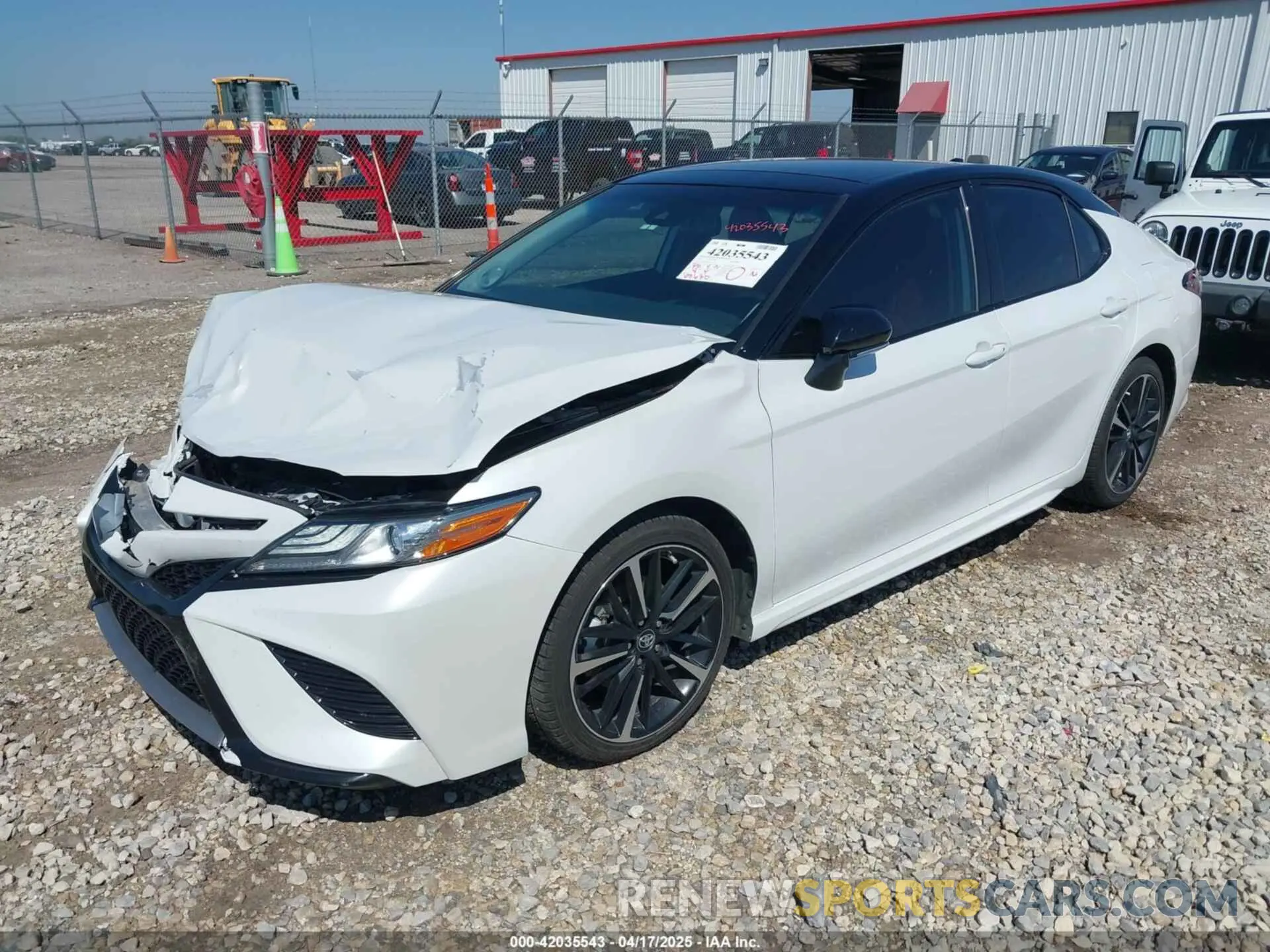 2 Photograph of a damaged car 4T1B61HK9KU181206 TOYOTA CAMRY 2019