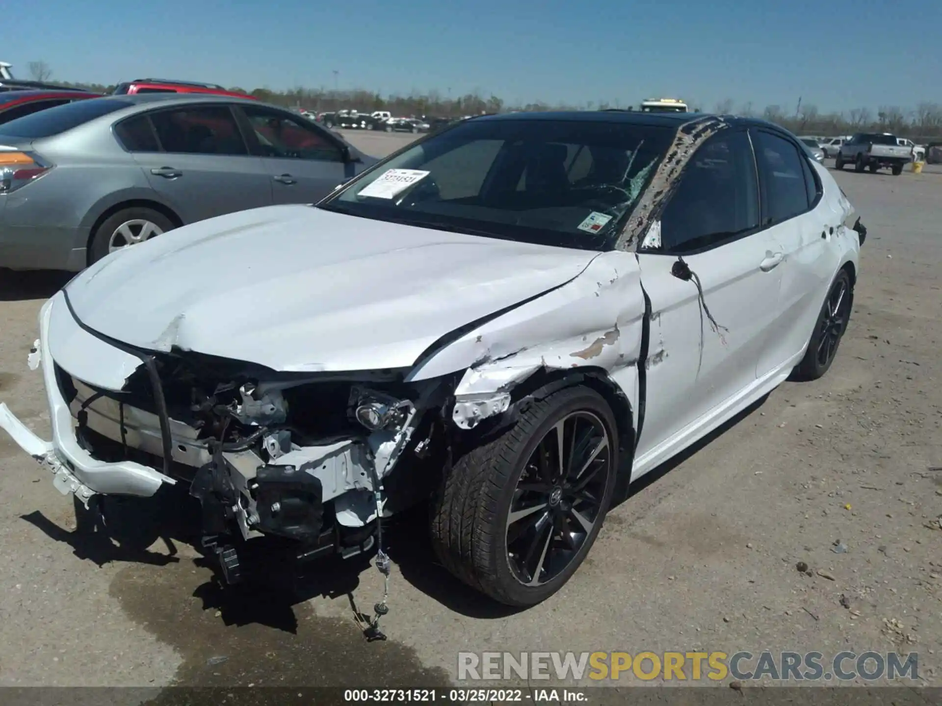 6 Photograph of a damaged car 4T1B61HK9KU194473 TOYOTA CAMRY 2019