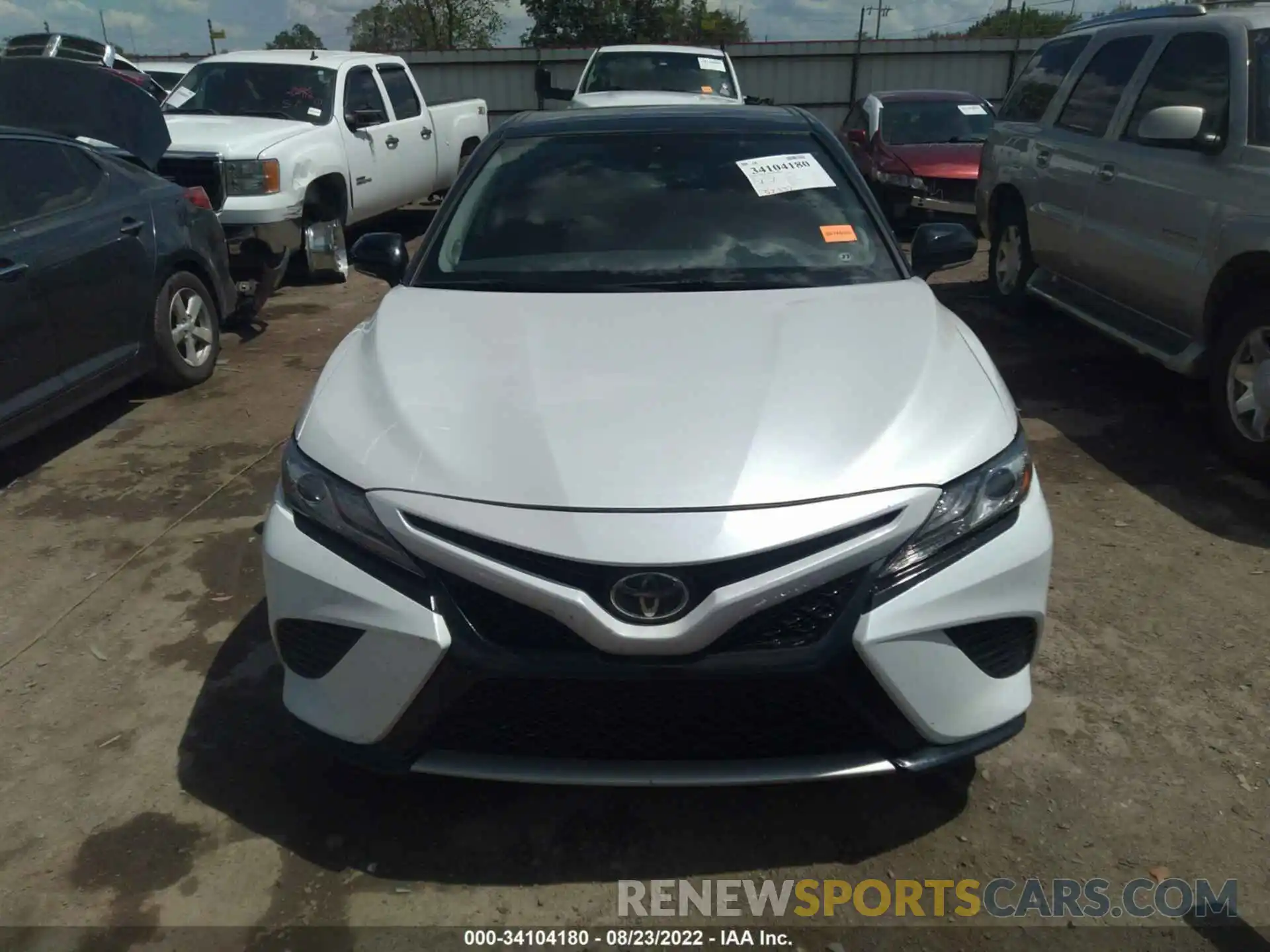 6 Photograph of a damaged car 4T1B61HK9KU203091 TOYOTA CAMRY 2019