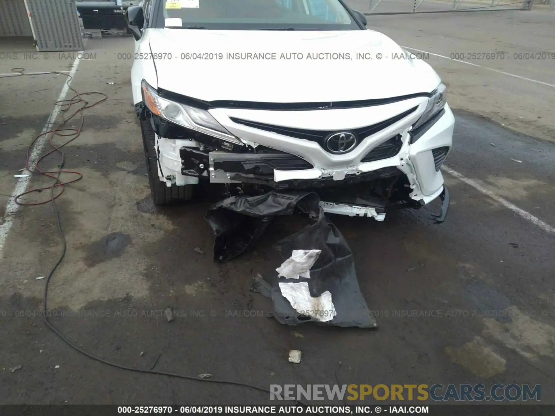 6 Photograph of a damaged car 4T1B61HK9KU233417 TOYOTA CAMRY 2019