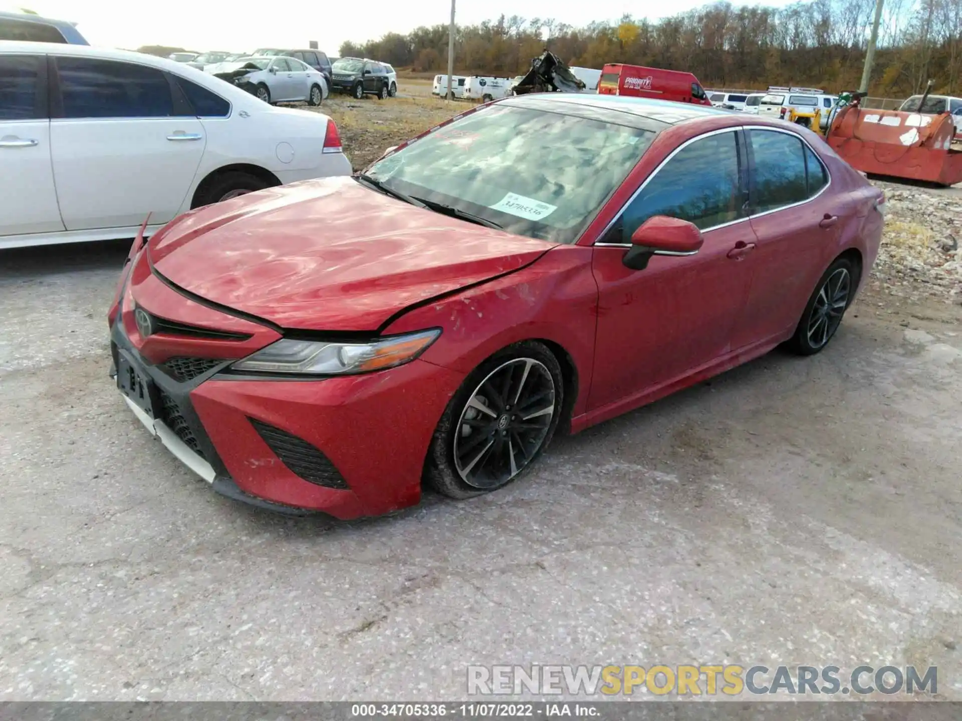 2 Photograph of a damaged car 4T1B61HK9KU262903 TOYOTA CAMRY 2019