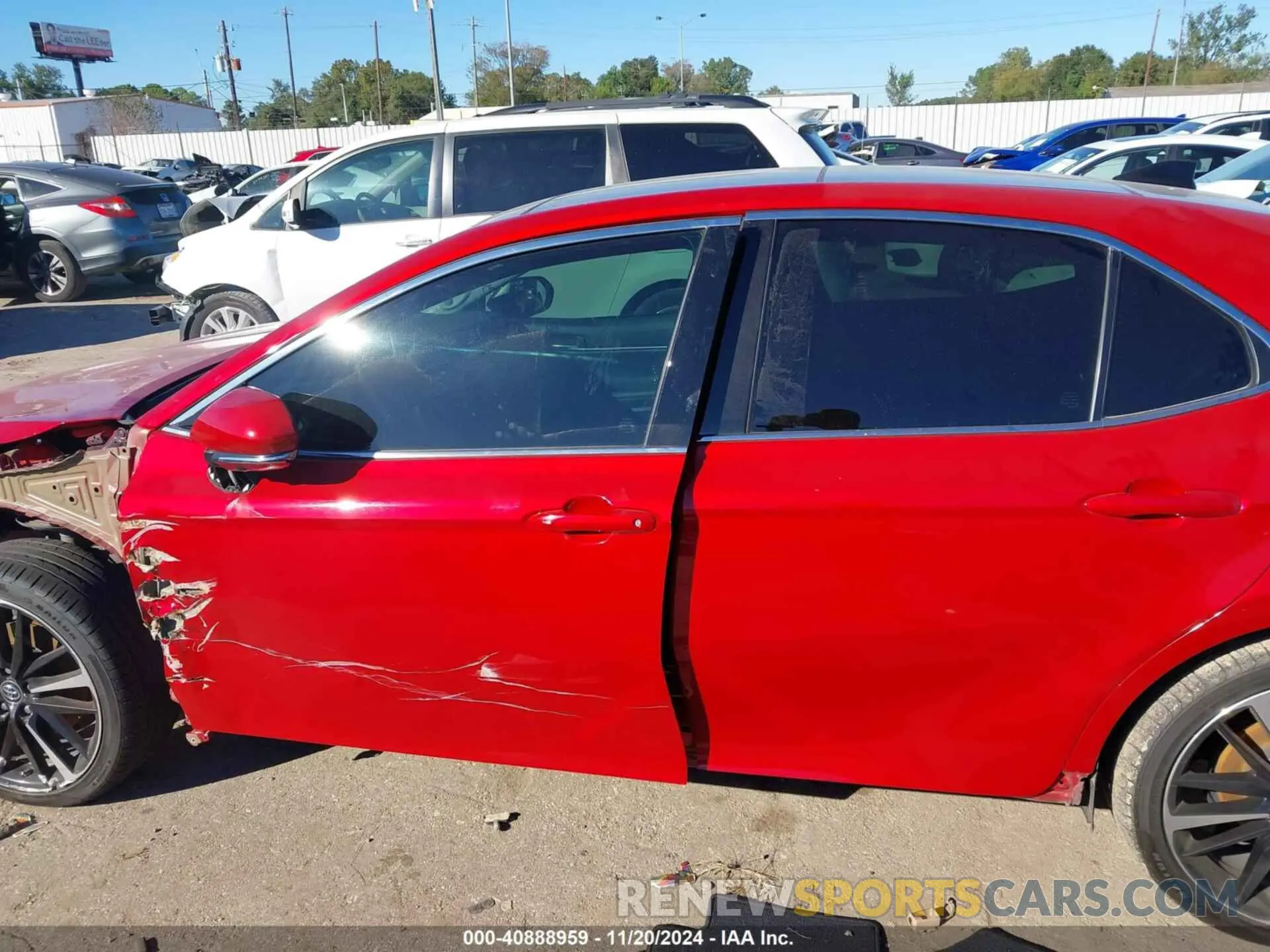 13 Photograph of a damaged car 4T1B61HK9KU275585 TOYOTA CAMRY 2019