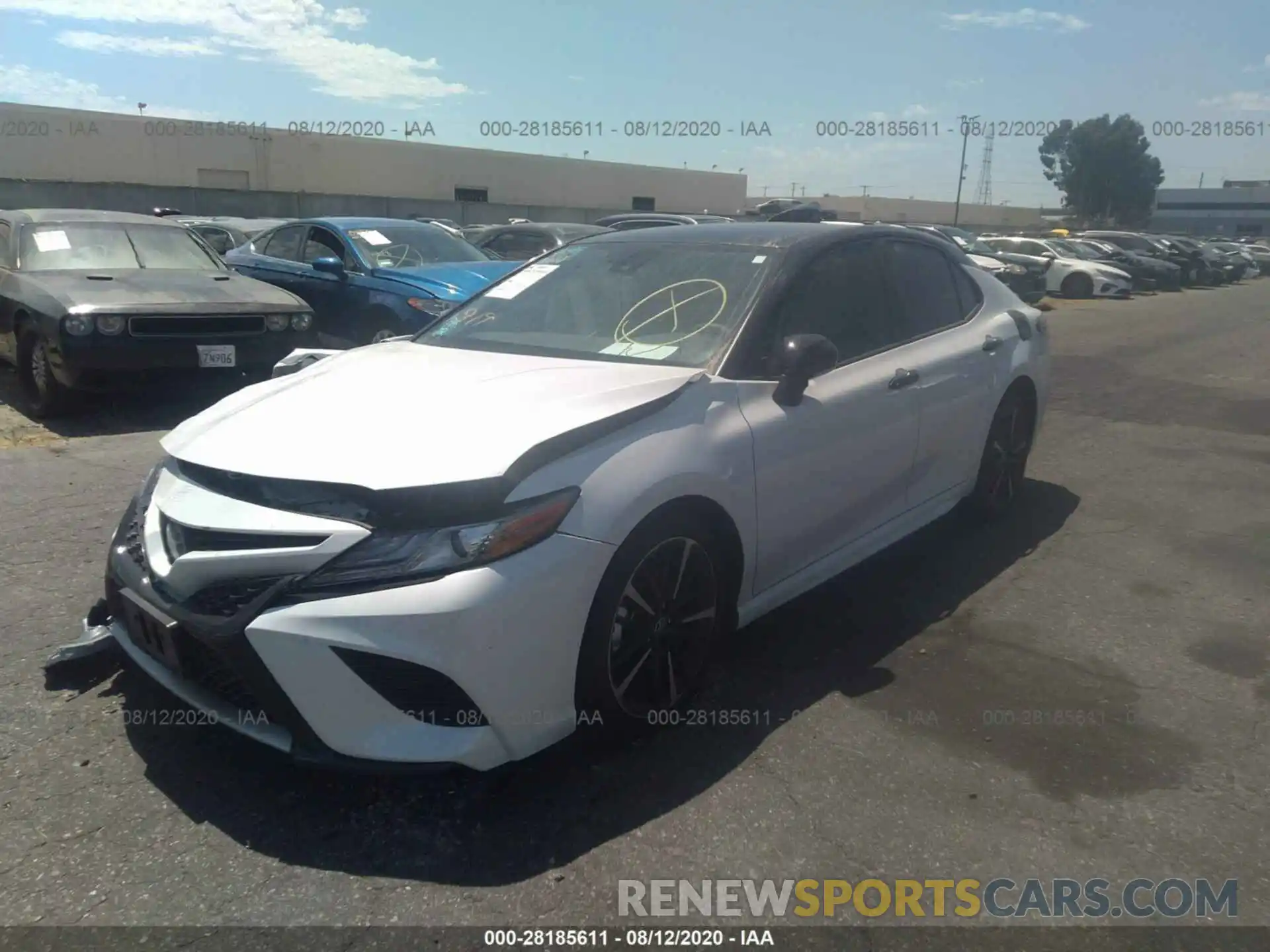 2 Photograph of a damaged car 4T1B61HK9KU288160 TOYOTA CAMRY 2019