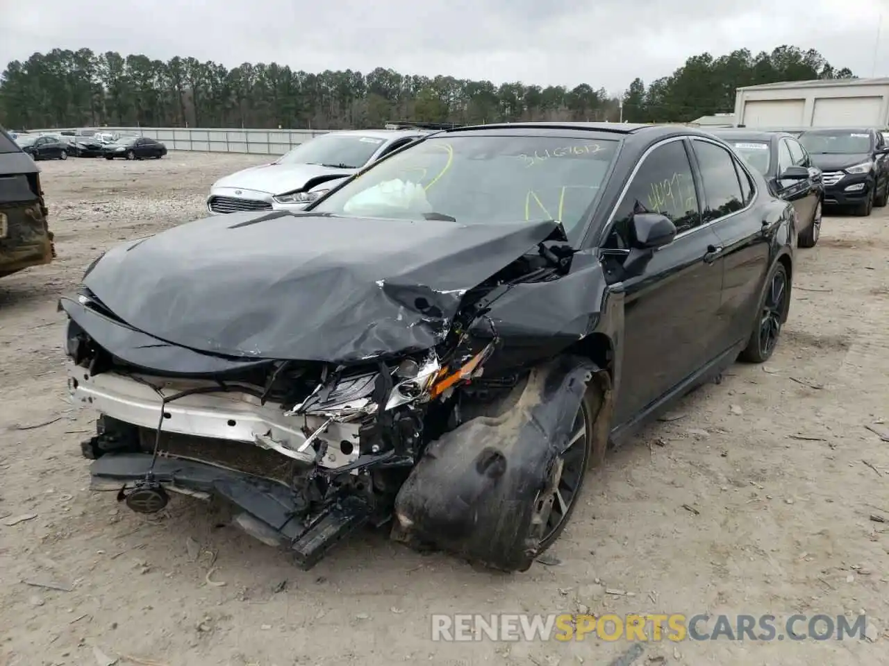 2 Photograph of a damaged car 4T1B61HK9KU293536 TOYOTA CAMRY 2019