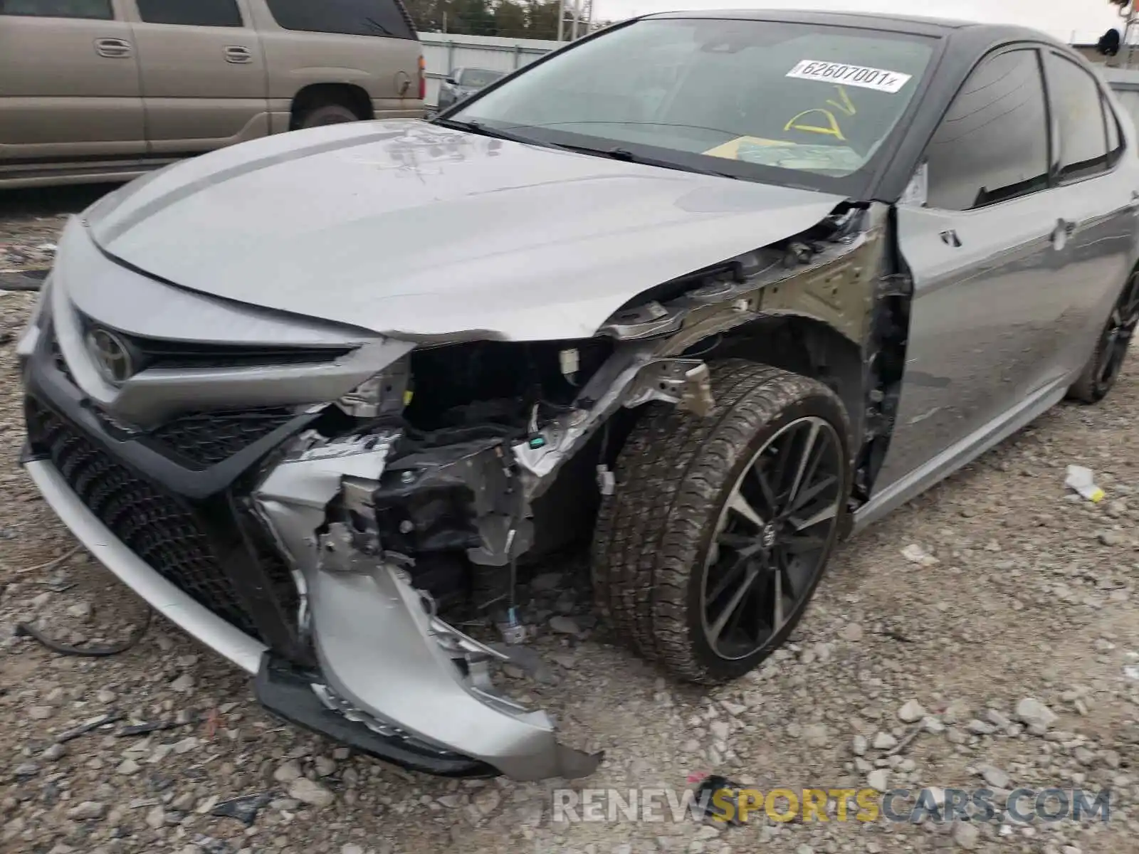 9 Photograph of a damaged car 4T1B61HK9KU293665 TOYOTA CAMRY 2019