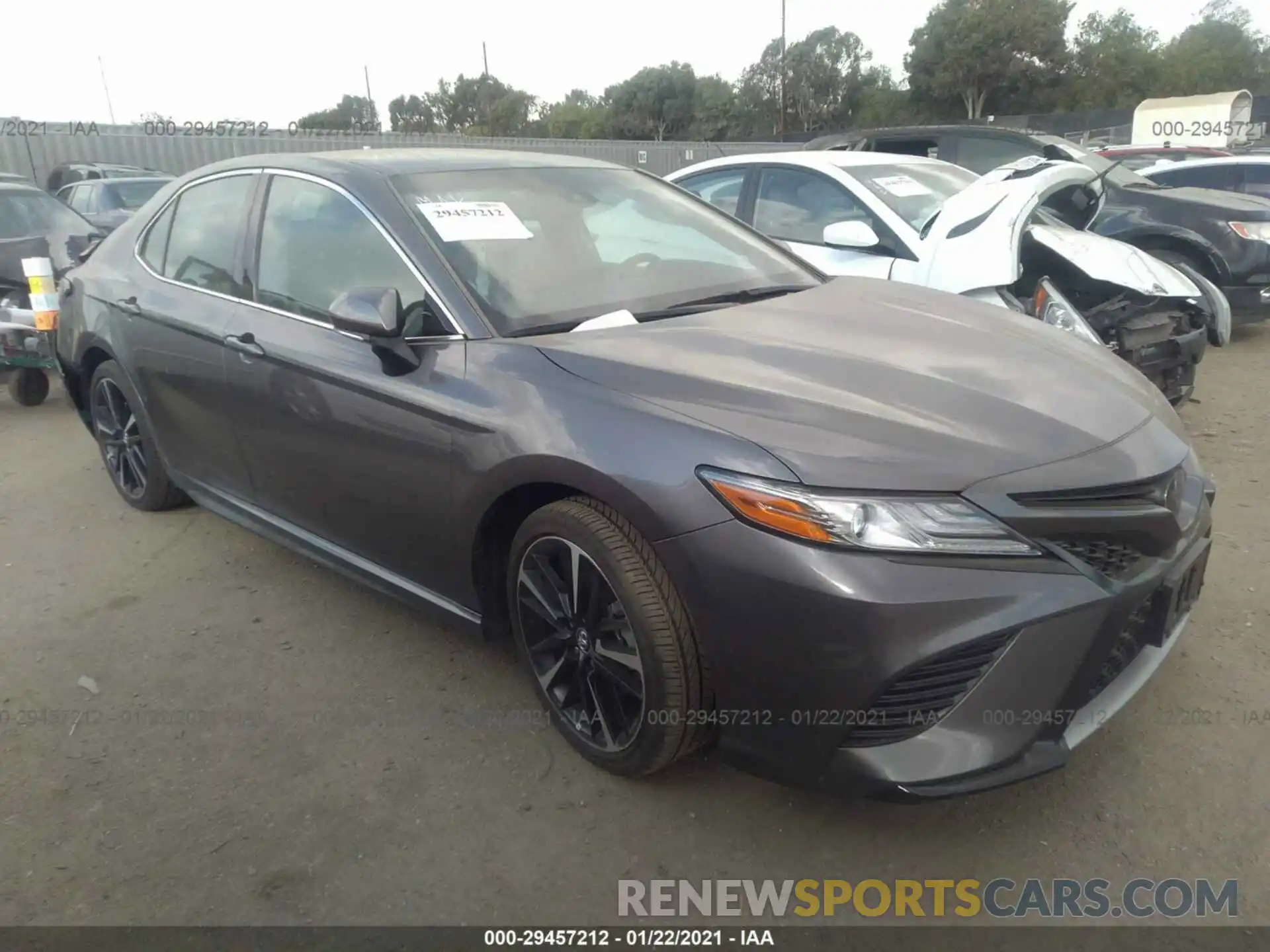 1 Photograph of a damaged car 4T1B61HK9KU294511 TOYOTA CAMRY 2019