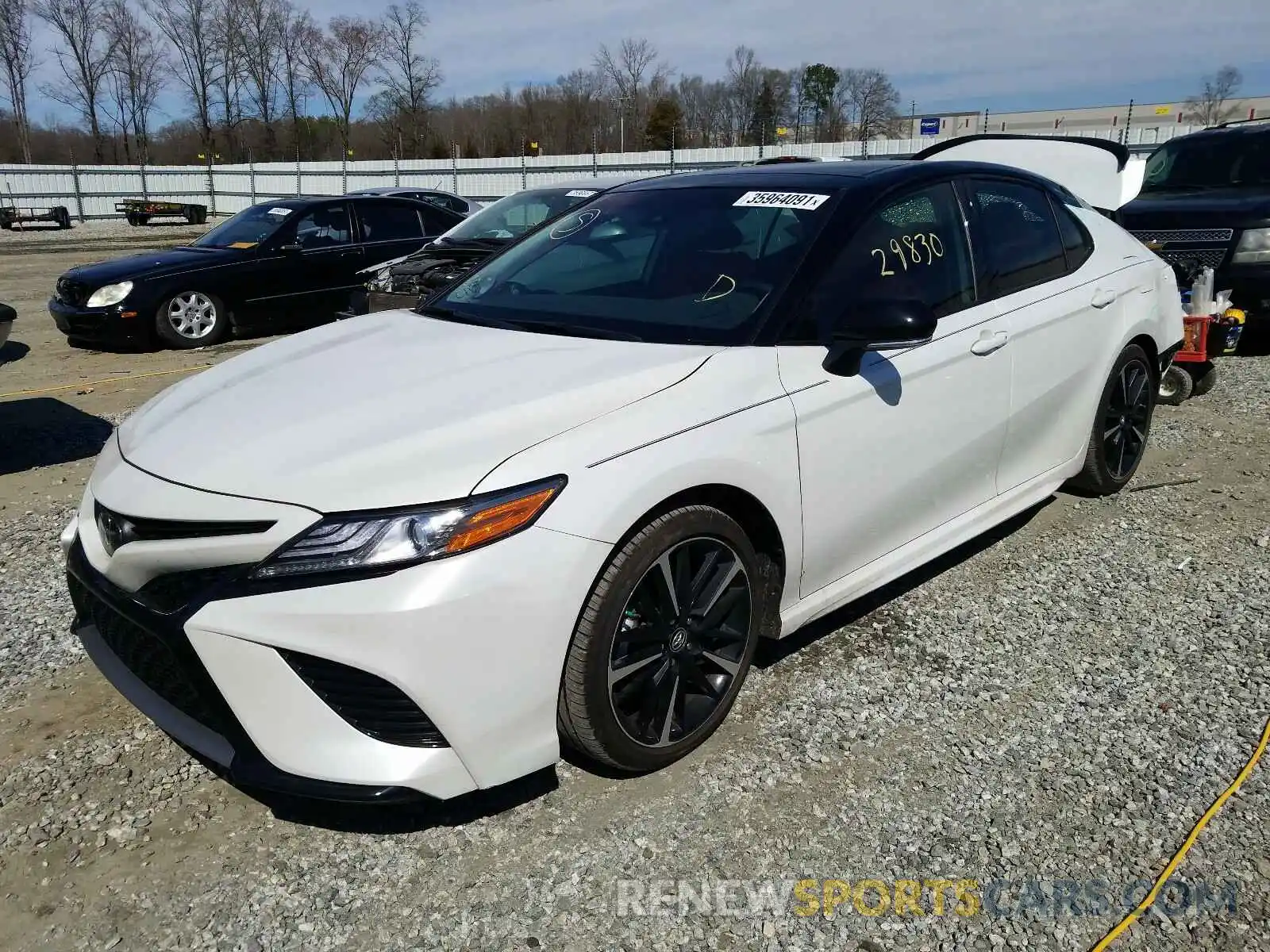 2 Photograph of a damaged car 4T1B61HK9KU299112 TOYOTA CAMRY 2019