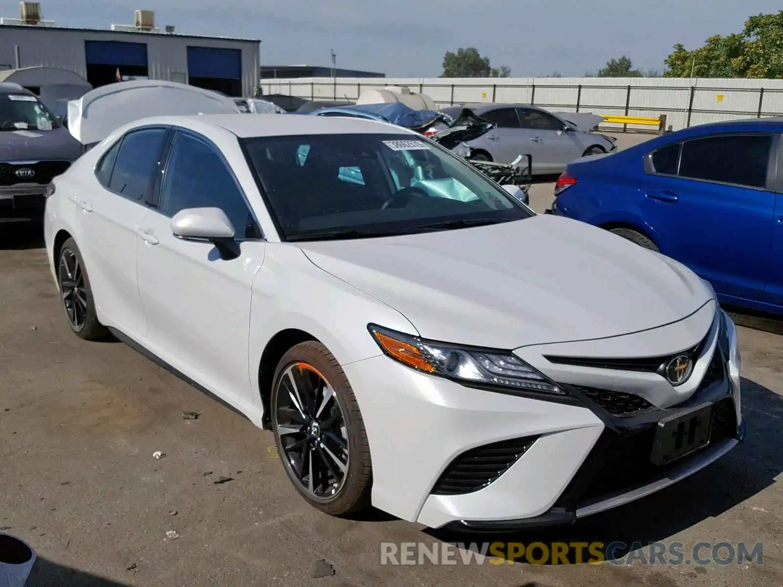 1 Photograph of a damaged car 4T1B61HK9KU716535 TOYOTA CAMRY 2019