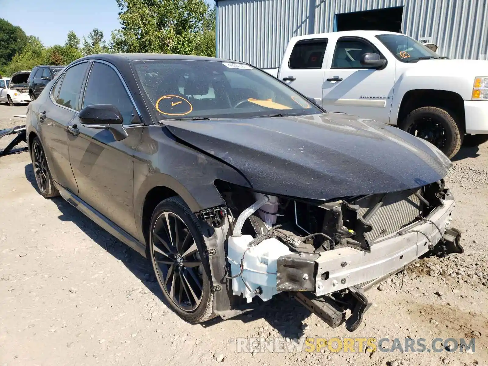 1 Photograph of a damaged car 4T1B61HK9KU735991 TOYOTA CAMRY 2019