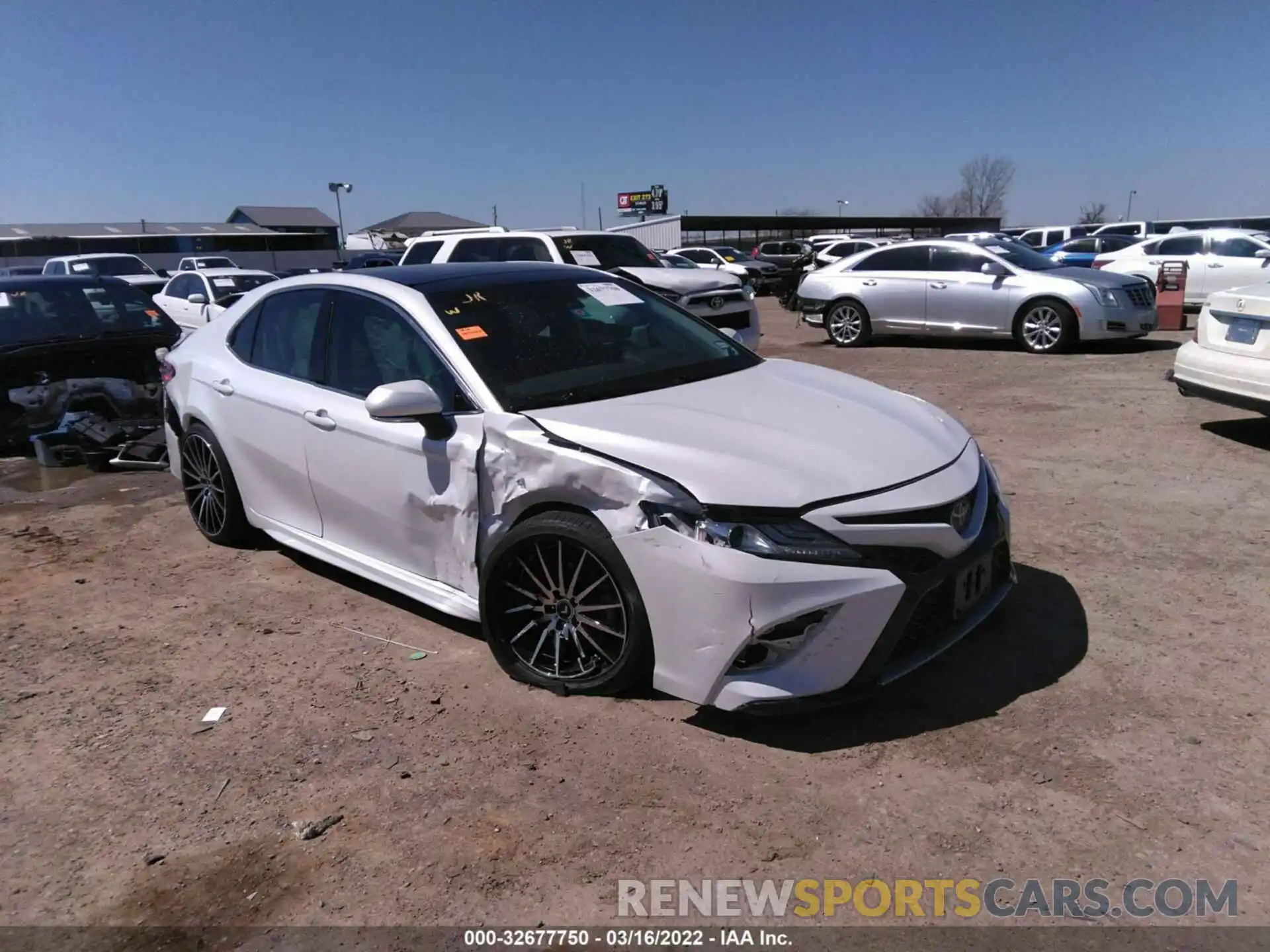 1 Photograph of a damaged car 4T1B61HK9KU743945 TOYOTA CAMRY 2019