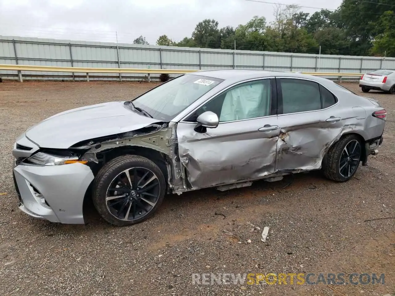 1 Photograph of a damaged car 4T1B61HK9KU754458 TOYOTA CAMRY 2019