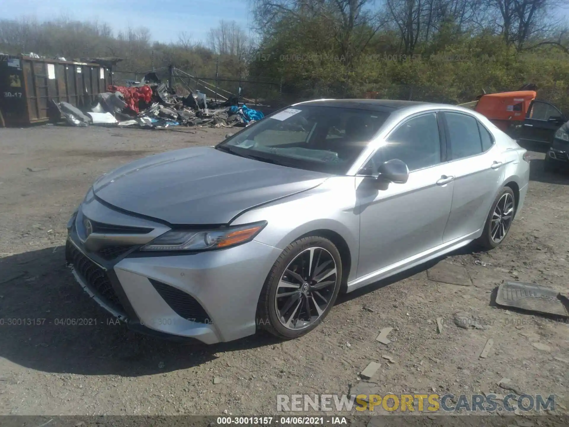 2 Photograph of a damaged car 4T1B61HK9KU828297 TOYOTA CAMRY 2019