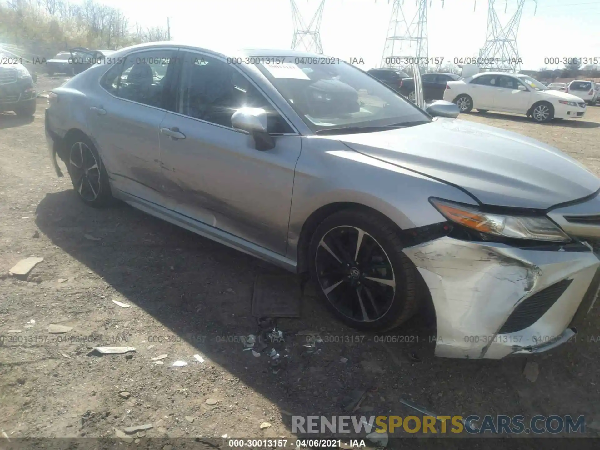 6 Photograph of a damaged car 4T1B61HK9KU828297 TOYOTA CAMRY 2019