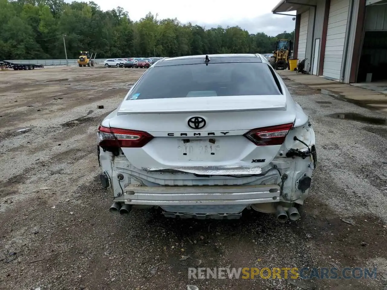 6 Photograph of a damaged car 4T1B61HK9KU839235 TOYOTA CAMRY 2019