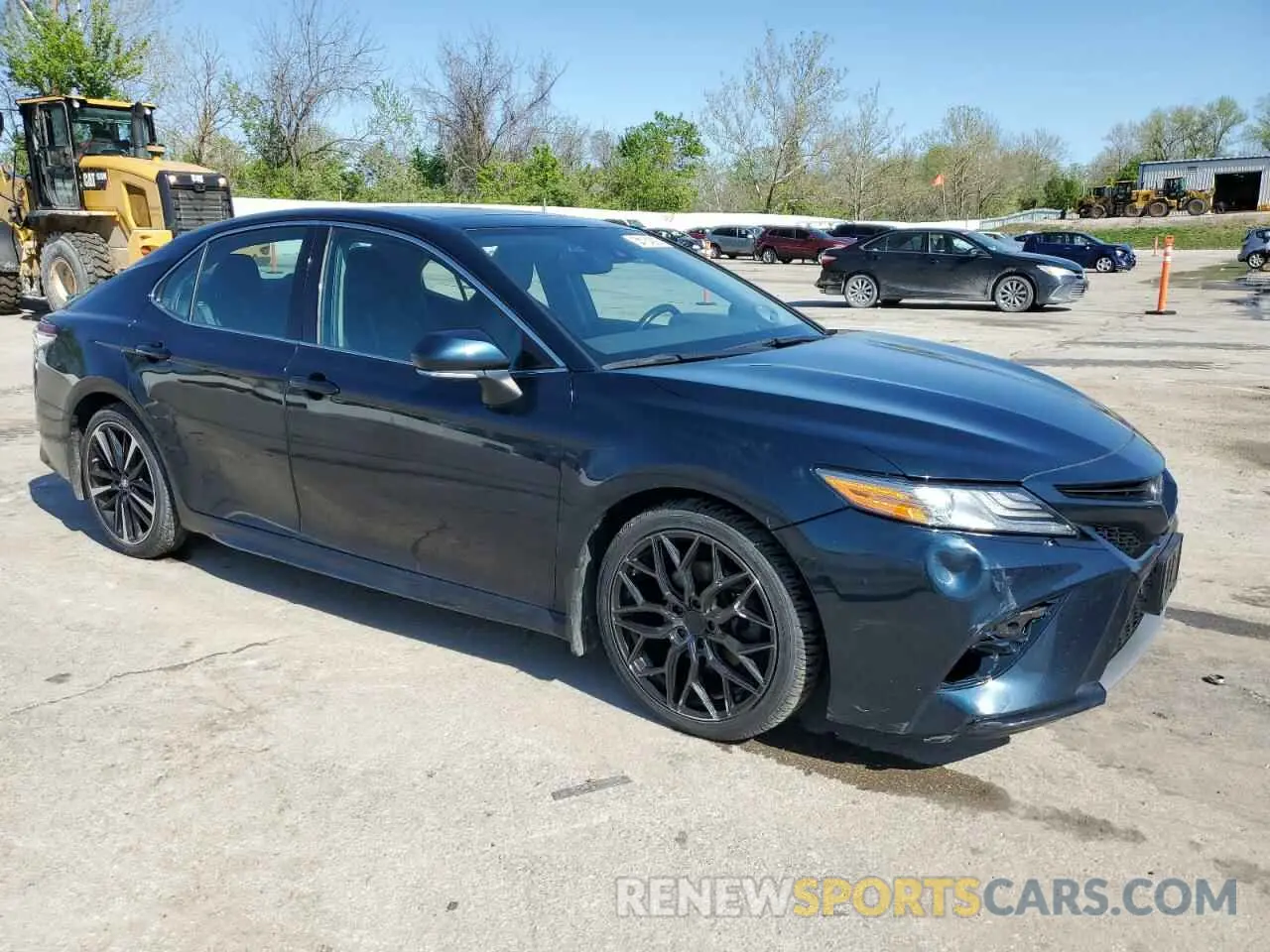 4 Photograph of a damaged car 4T1B61HKXKU240473 TOYOTA CAMRY 2019