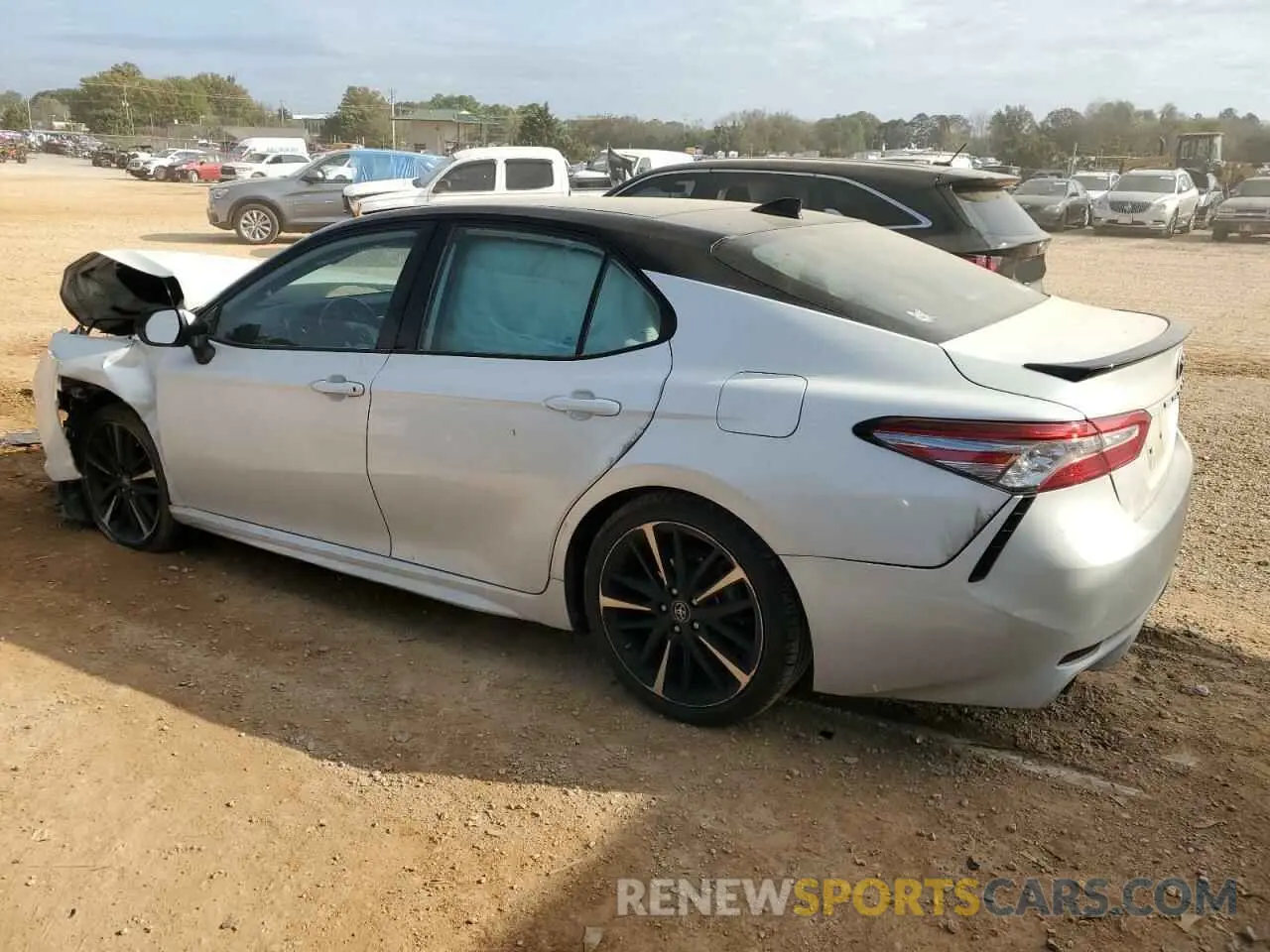 2 Photograph of a damaged car 4T1B61HKXKU252042 TOYOTA CAMRY 2019