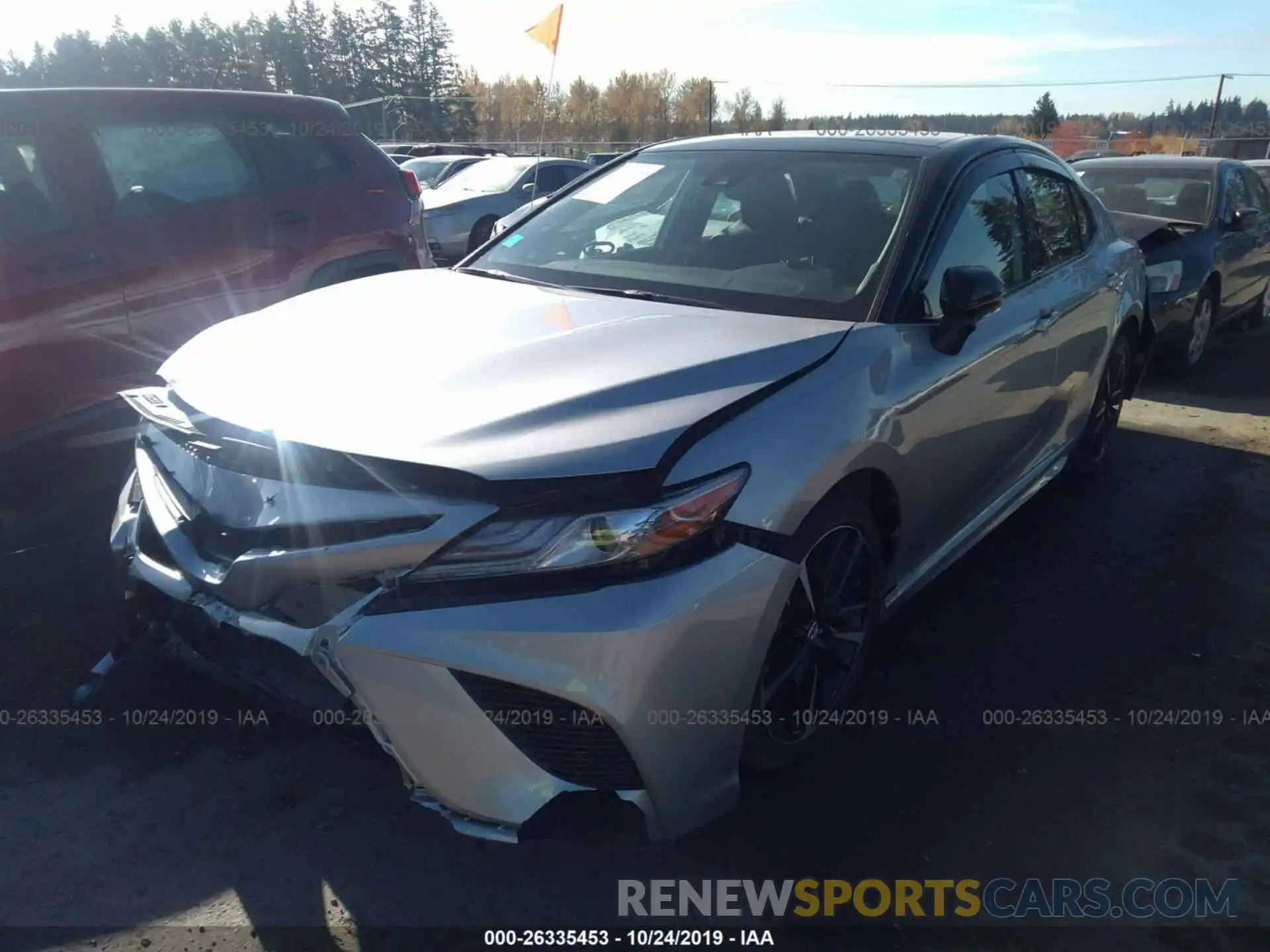 2 Photograph of a damaged car 4T1B61HKXKU256866 TOYOTA CAMRY 2019