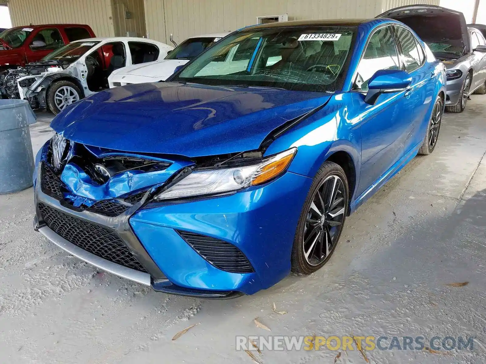 2 Photograph of a damaged car 4T1B61HKXKU267219 TOYOTA CAMRY 2019