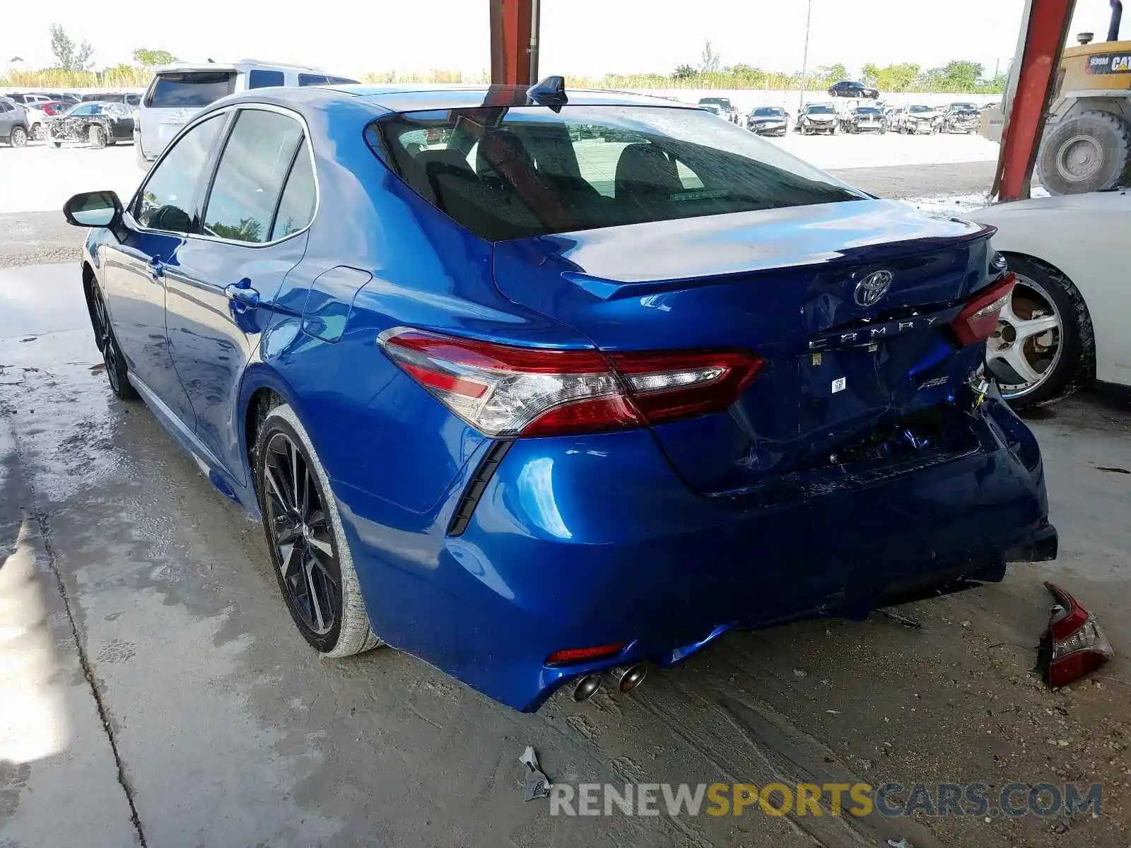 3 Photograph of a damaged car 4T1B61HKXKU267219 TOYOTA CAMRY 2019