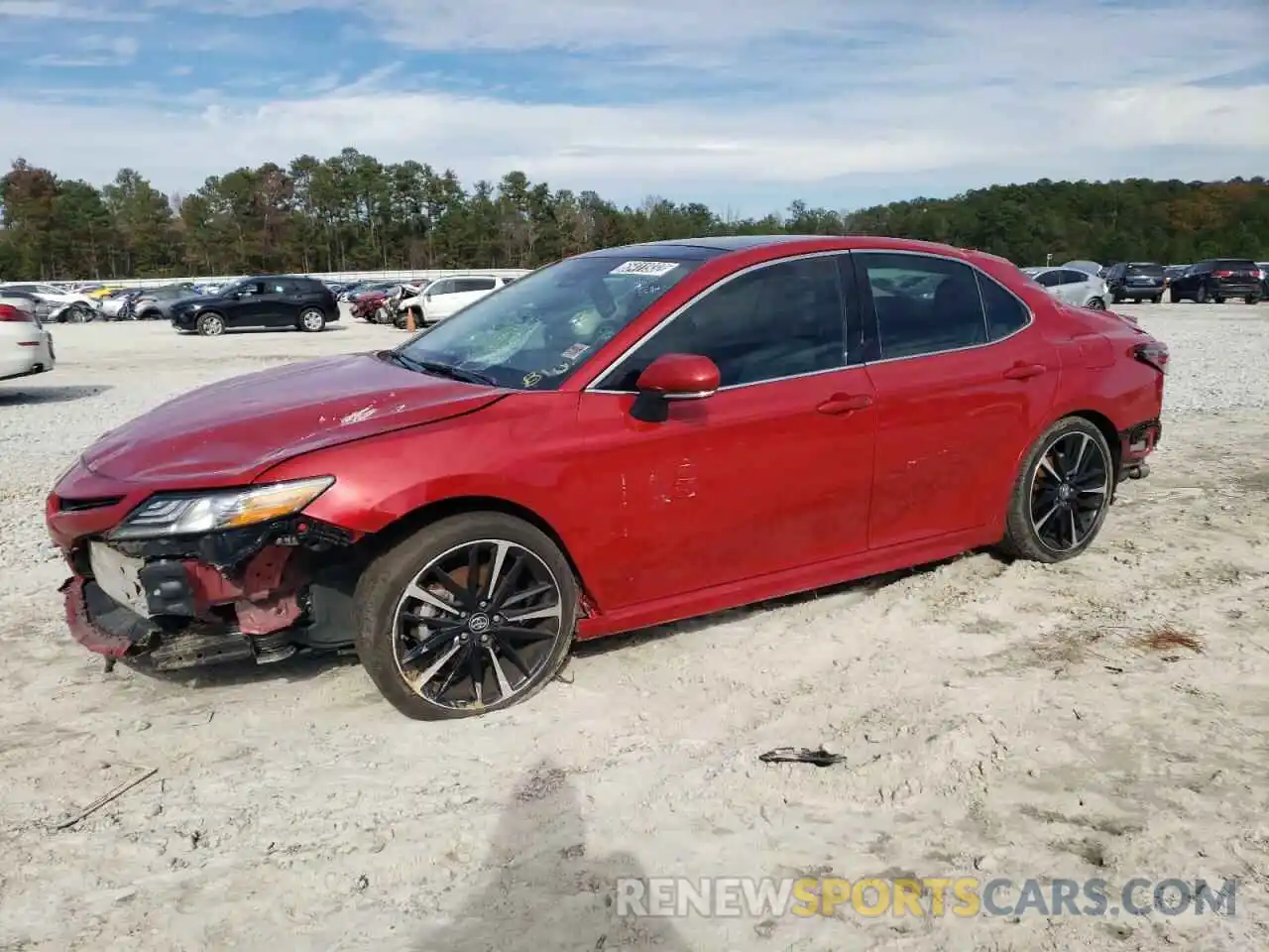 1 Photograph of a damaged car 4T1B61HKXKU269066 TOYOTA CAMRY 2019