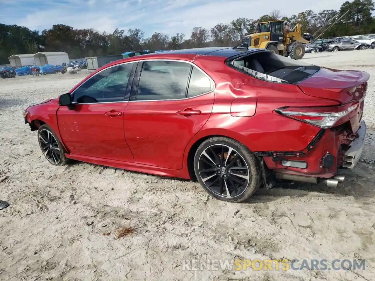 2 Photograph of a damaged car 4T1B61HKXKU269066 TOYOTA CAMRY 2019