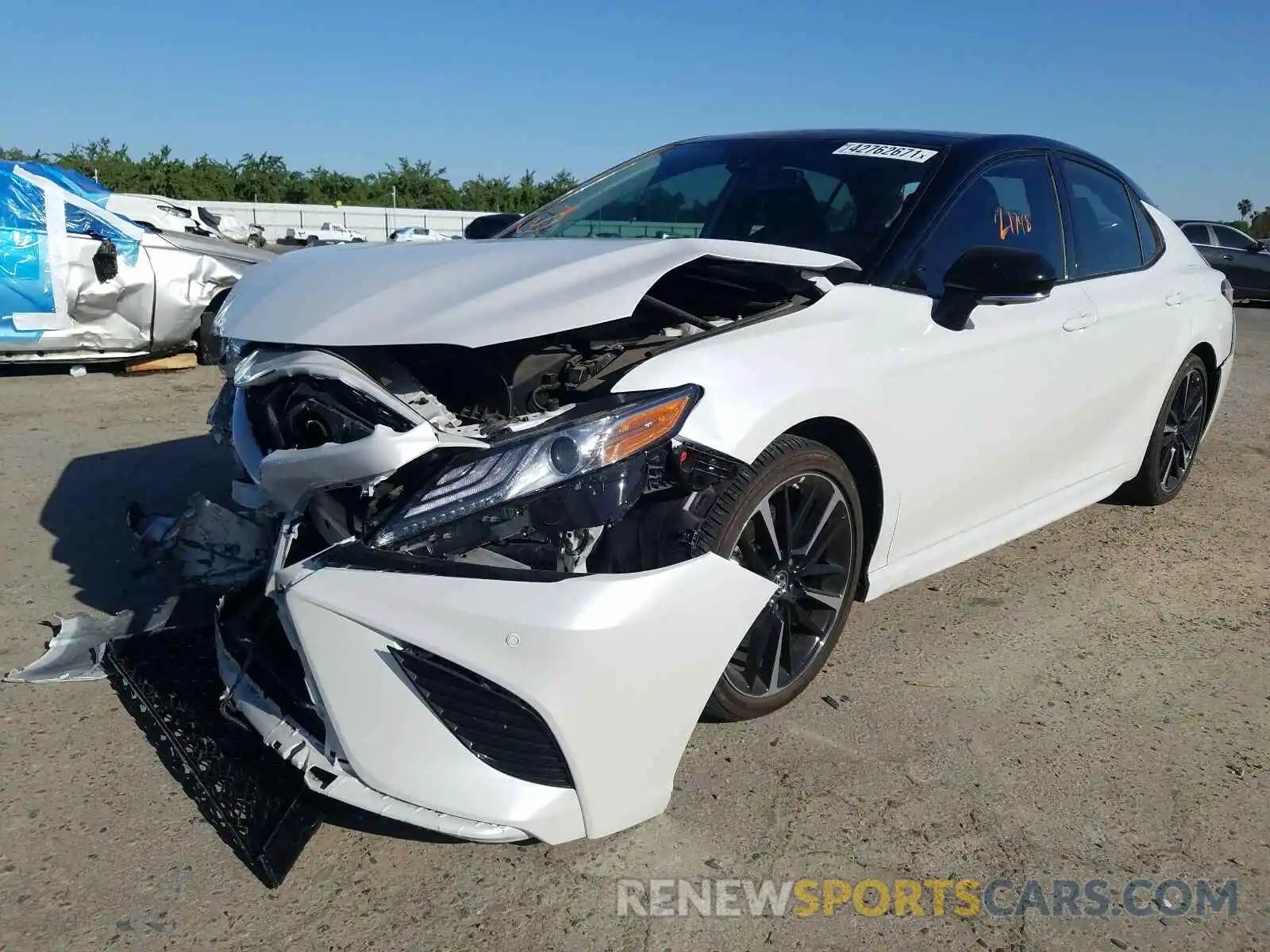 2 Photograph of a damaged car 4T1B61HKXKU291861 TOYOTA CAMRY 2019