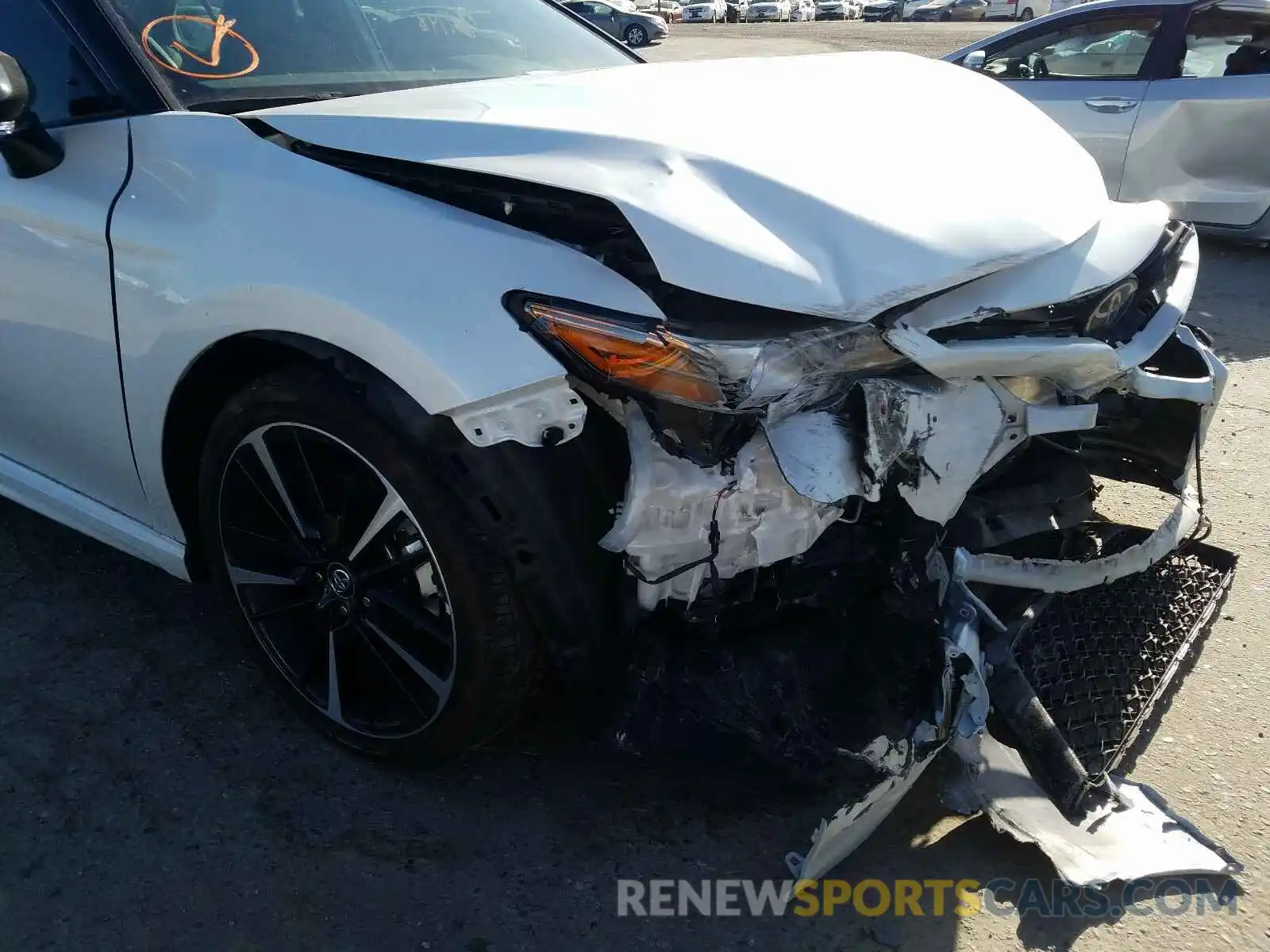 9 Photograph of a damaged car 4T1B61HKXKU291861 TOYOTA CAMRY 2019