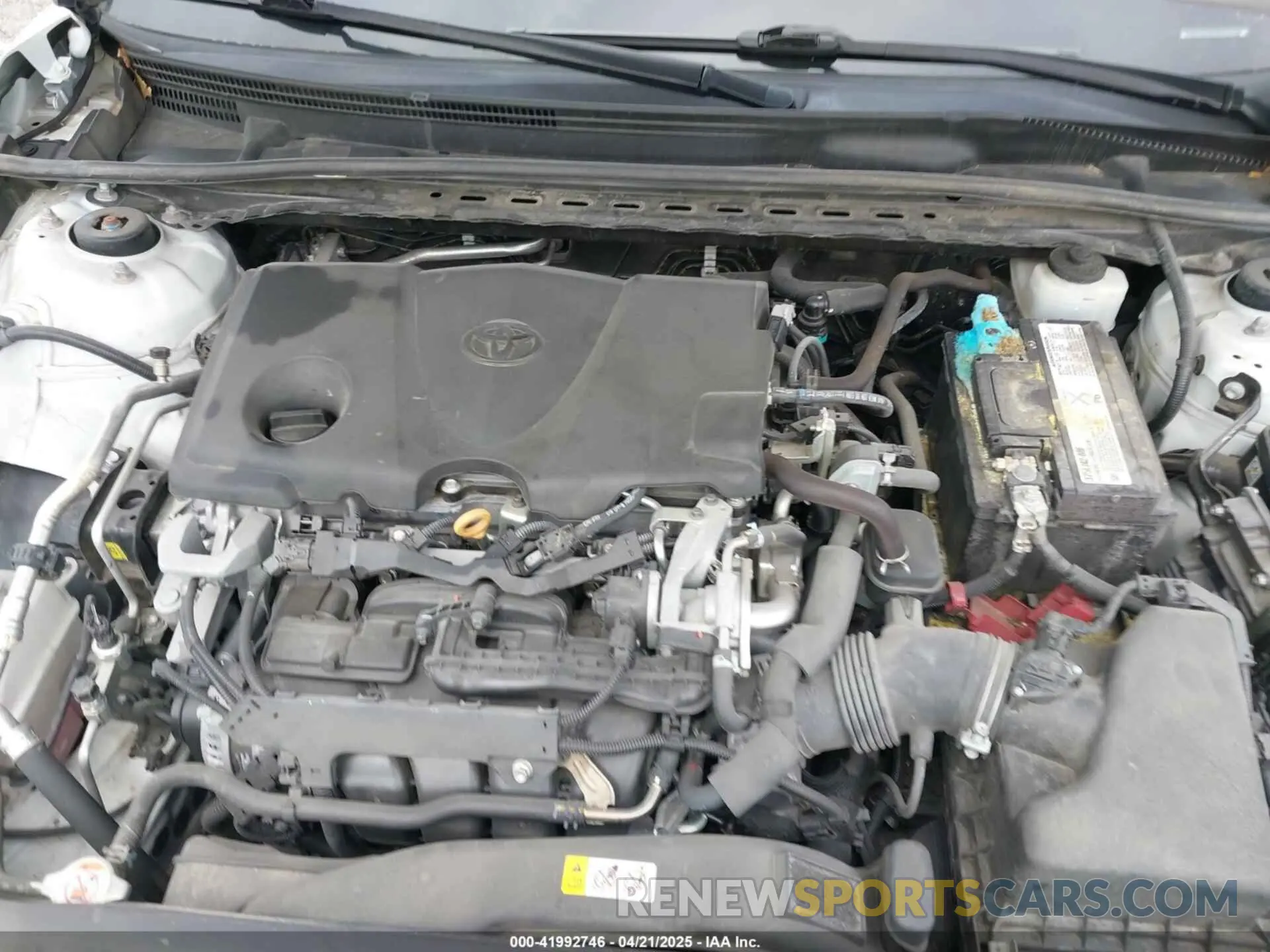 10 Photograph of a damaged car 4T1B61HKXKU689667 TOYOTA CAMRY 2019