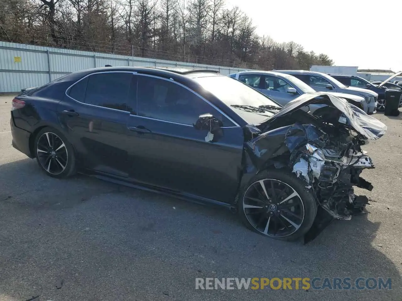 4 Photograph of a damaged car 4T1B61HKXKU700019 TOYOTA CAMRY 2019