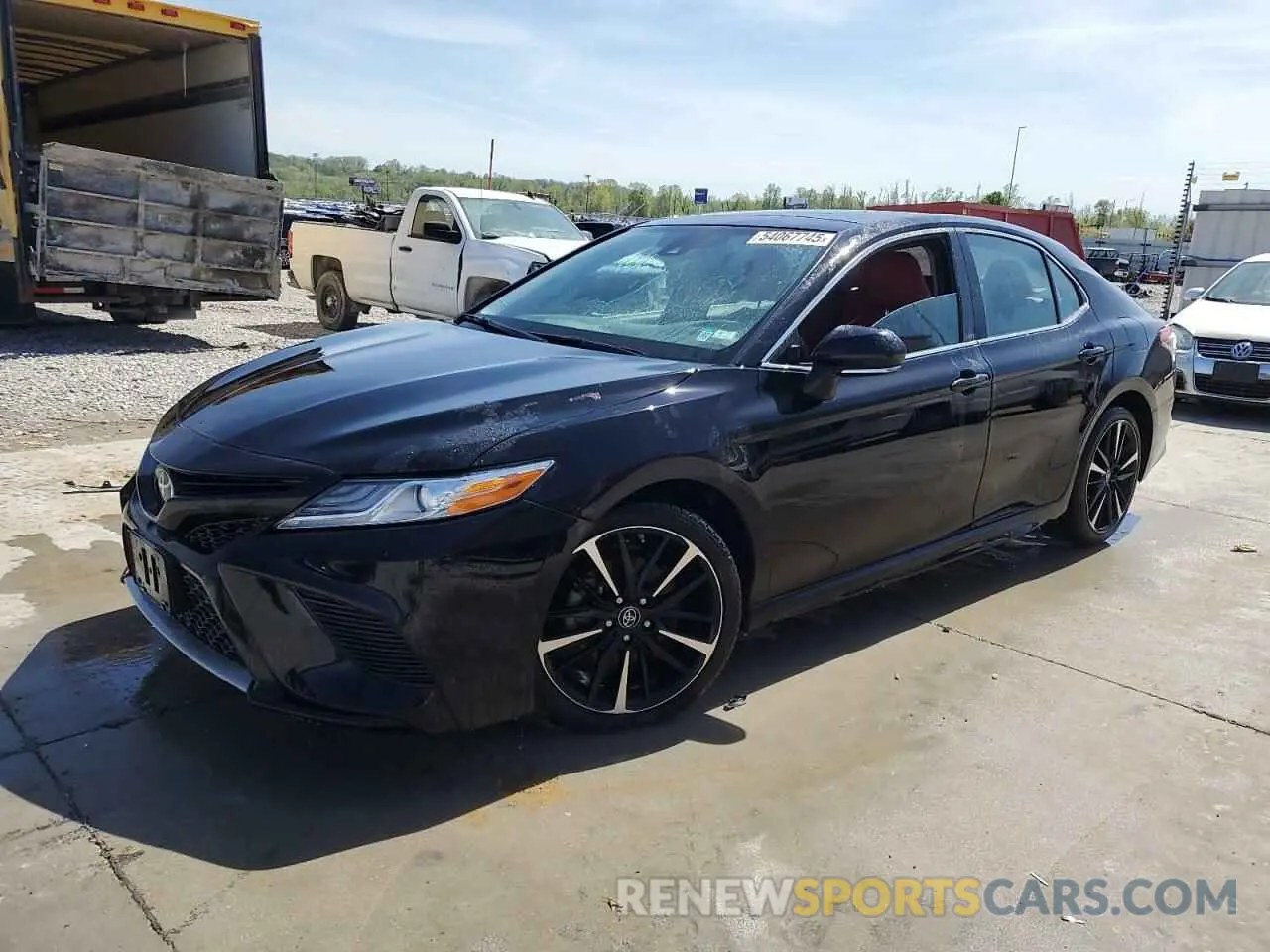 1 Photograph of a damaged car 4T1B61HKXKU700716 TOYOTA CAMRY 2019