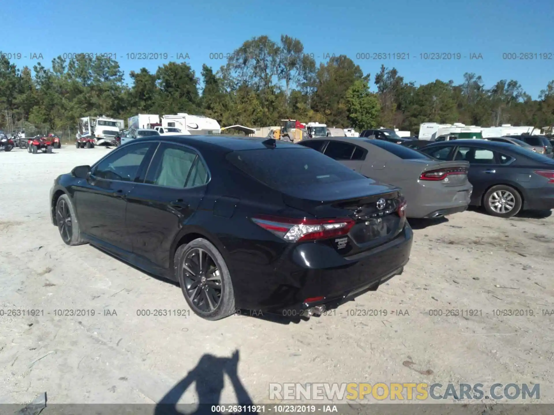 3 Photograph of a damaged car 4T1B61HKXKU706015 TOYOTA CAMRY 2019