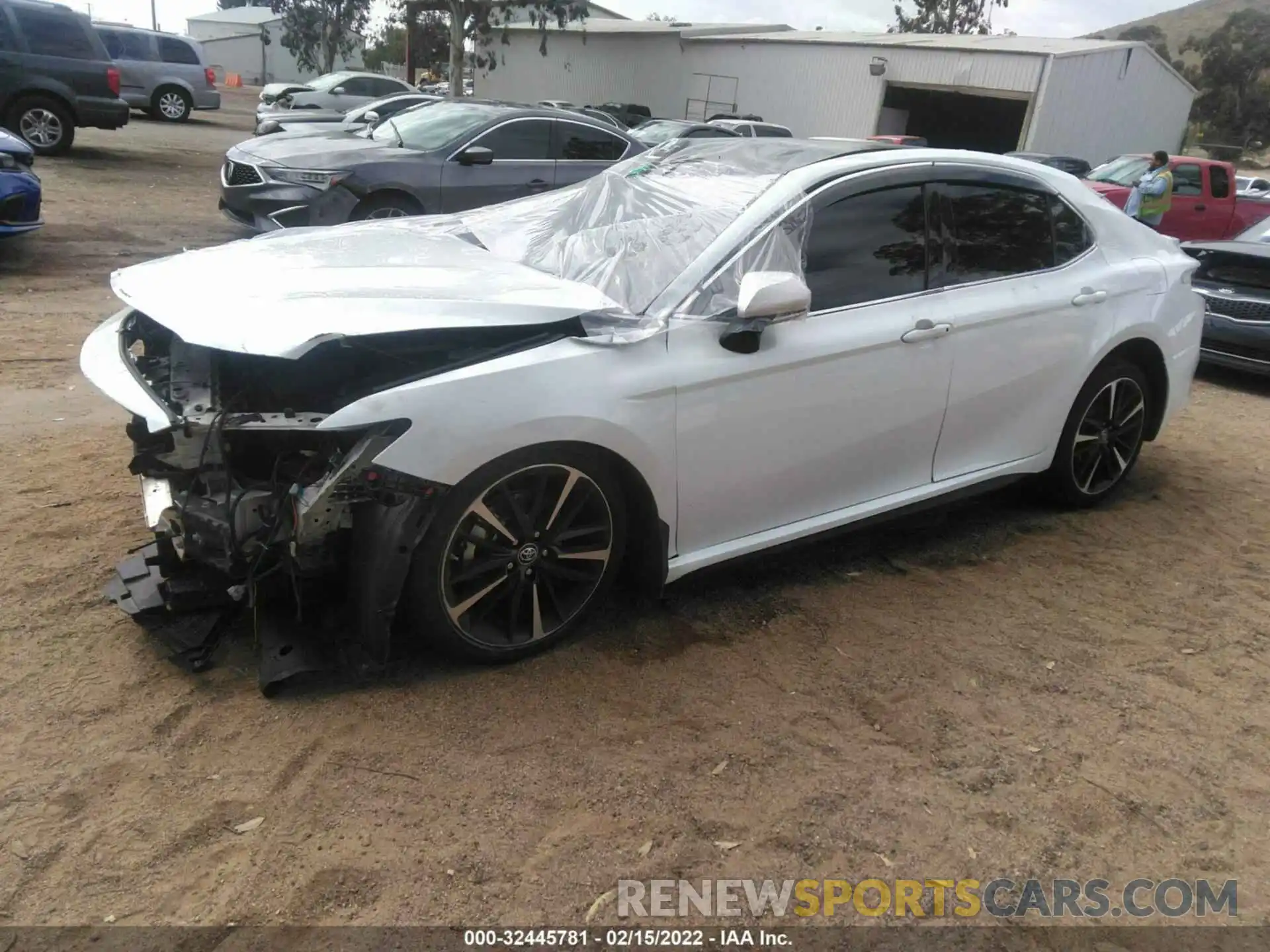 2 Photograph of a damaged car 4T1B61HKXKU710436 TOYOTA CAMRY 2019