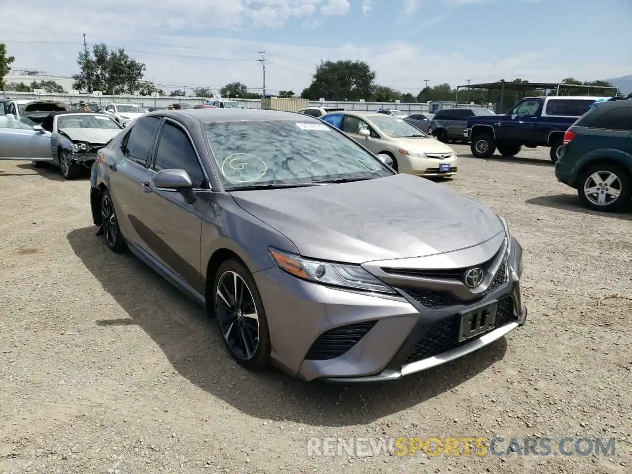 1 Photograph of a damaged car 4T1B61HKXKU722344 TOYOTA CAMRY 2019