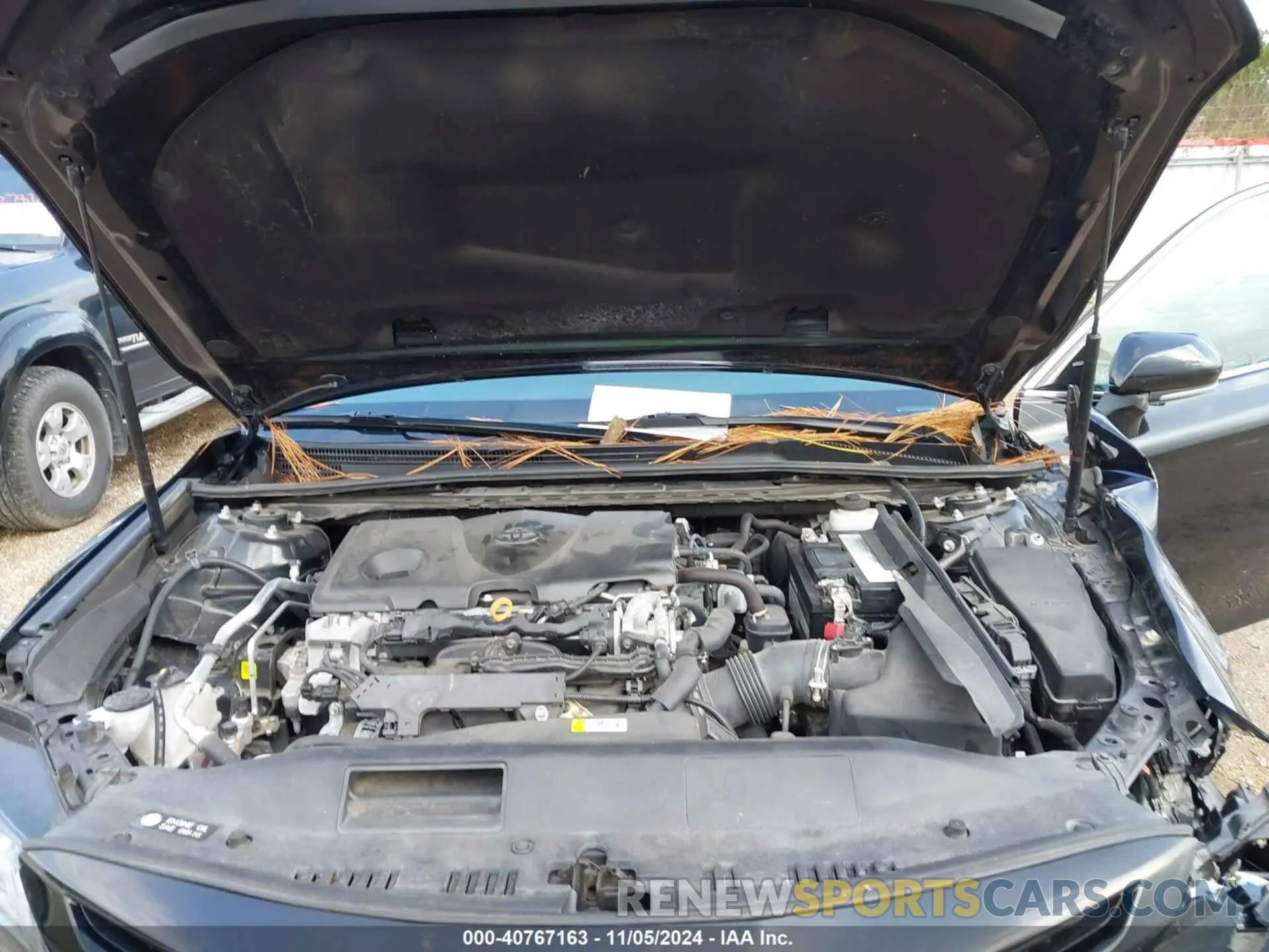 10 Photograph of a damaged car 4T1B61HKXKU730220 TOYOTA CAMRY 2019
