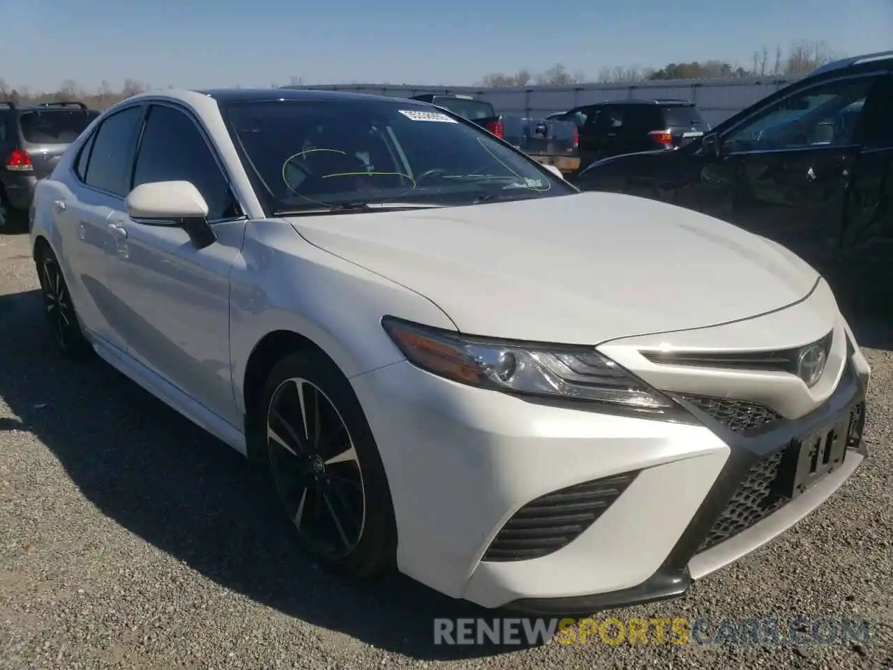 1 Photograph of a damaged car 4T1B61HKXKU747020 TOYOTA CAMRY 2019