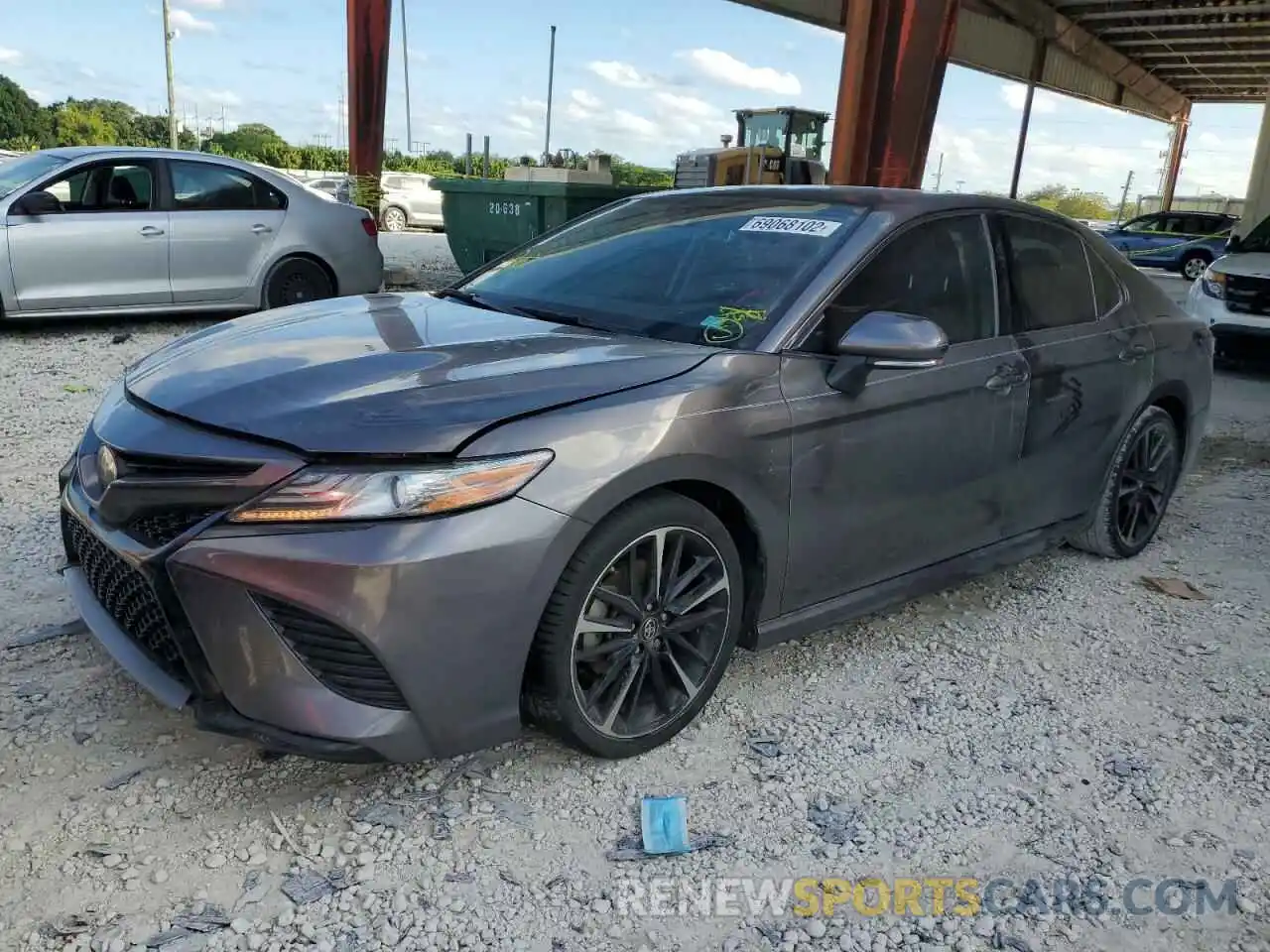 1 Photograph of a damaged car 4T1B61HKXKU750550 TOYOTA CAMRY 2019