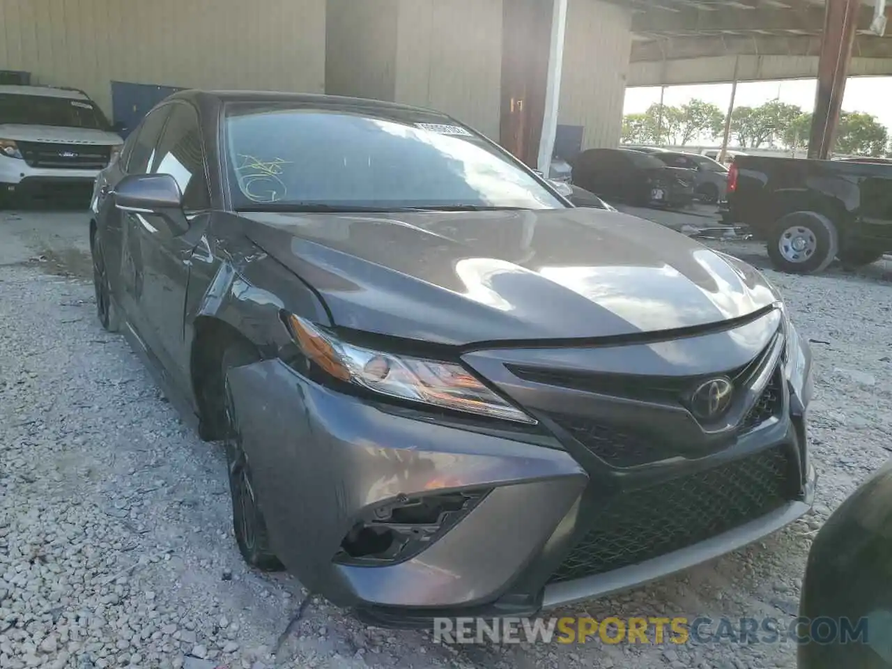 5 Photograph of a damaged car 4T1B61HKXKU750550 TOYOTA CAMRY 2019