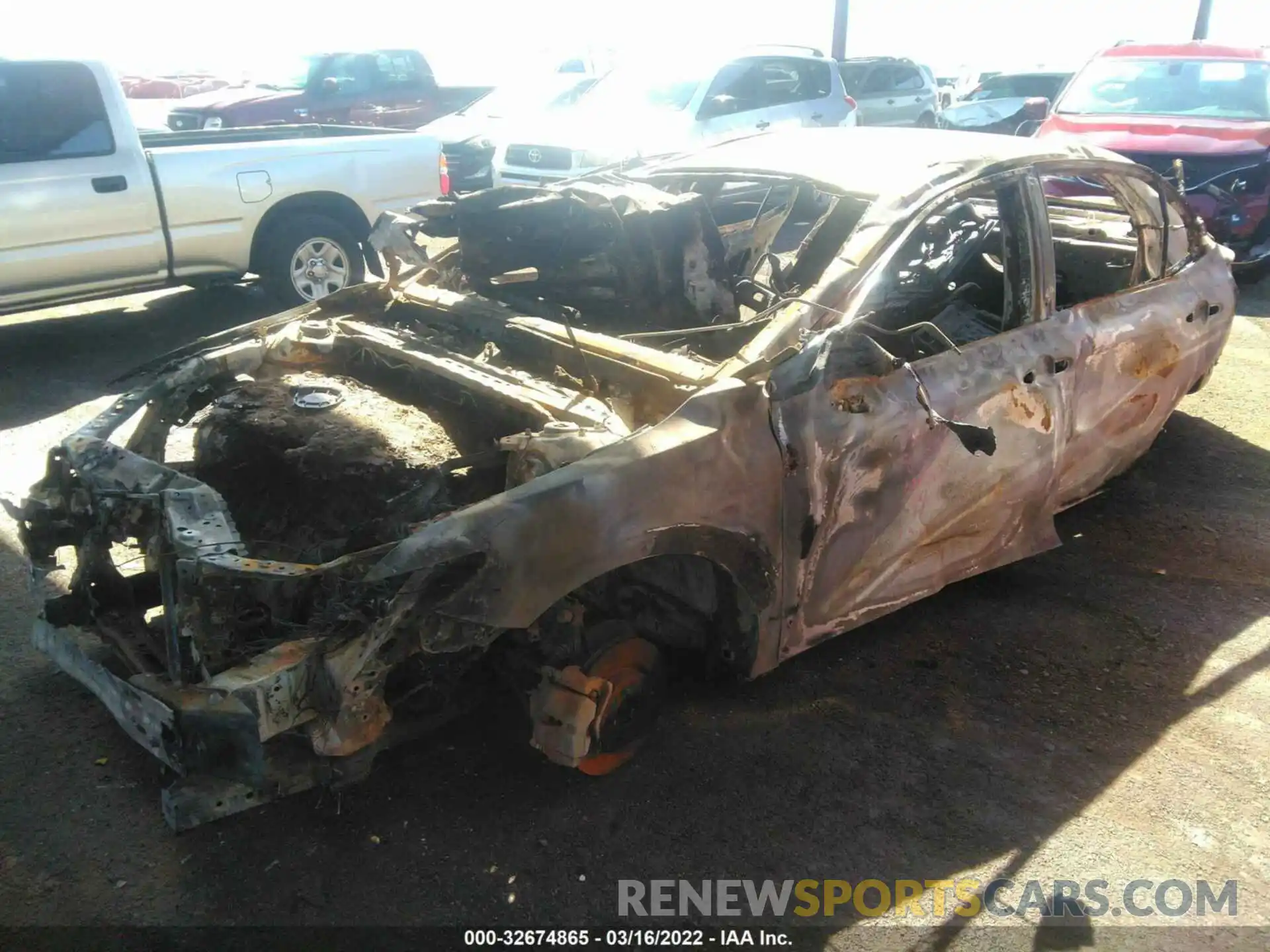 2 Photograph of a damaged car 4T1B61HKXKU751617 TOYOTA CAMRY 2019