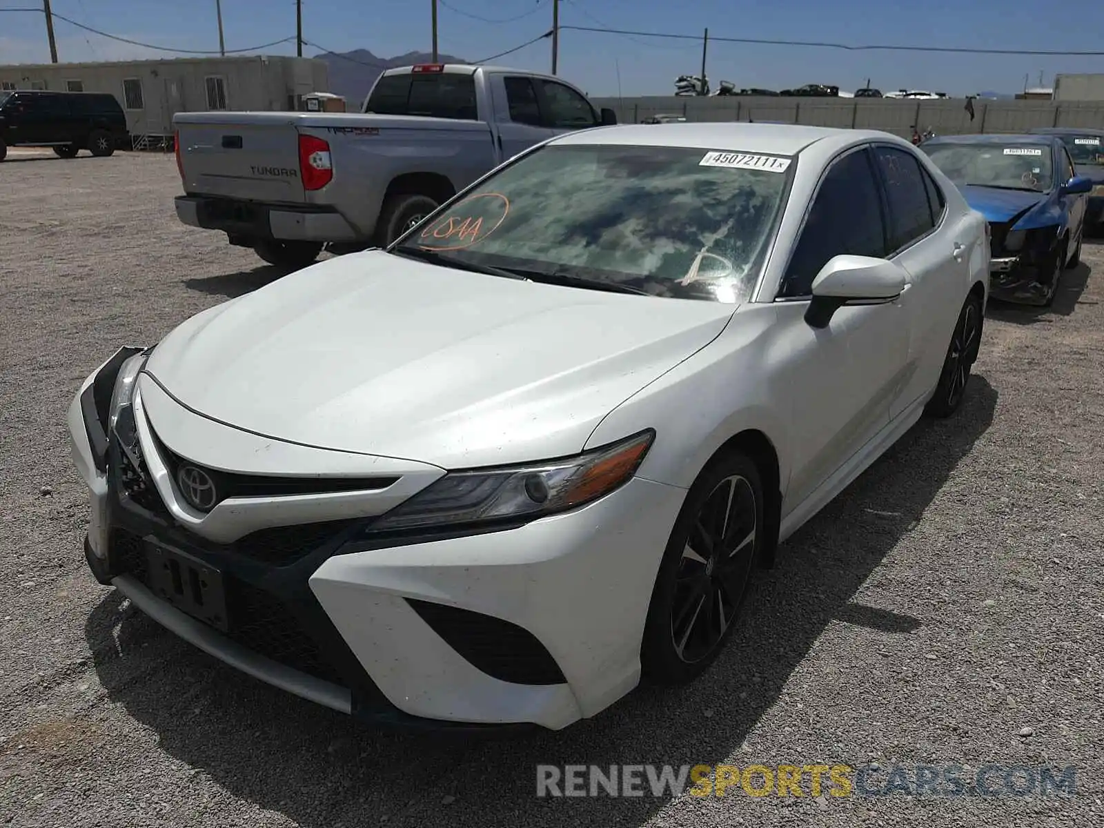 2 Photograph of a damaged car 4T1B61HKXKU795701 TOYOTA CAMRY 2019