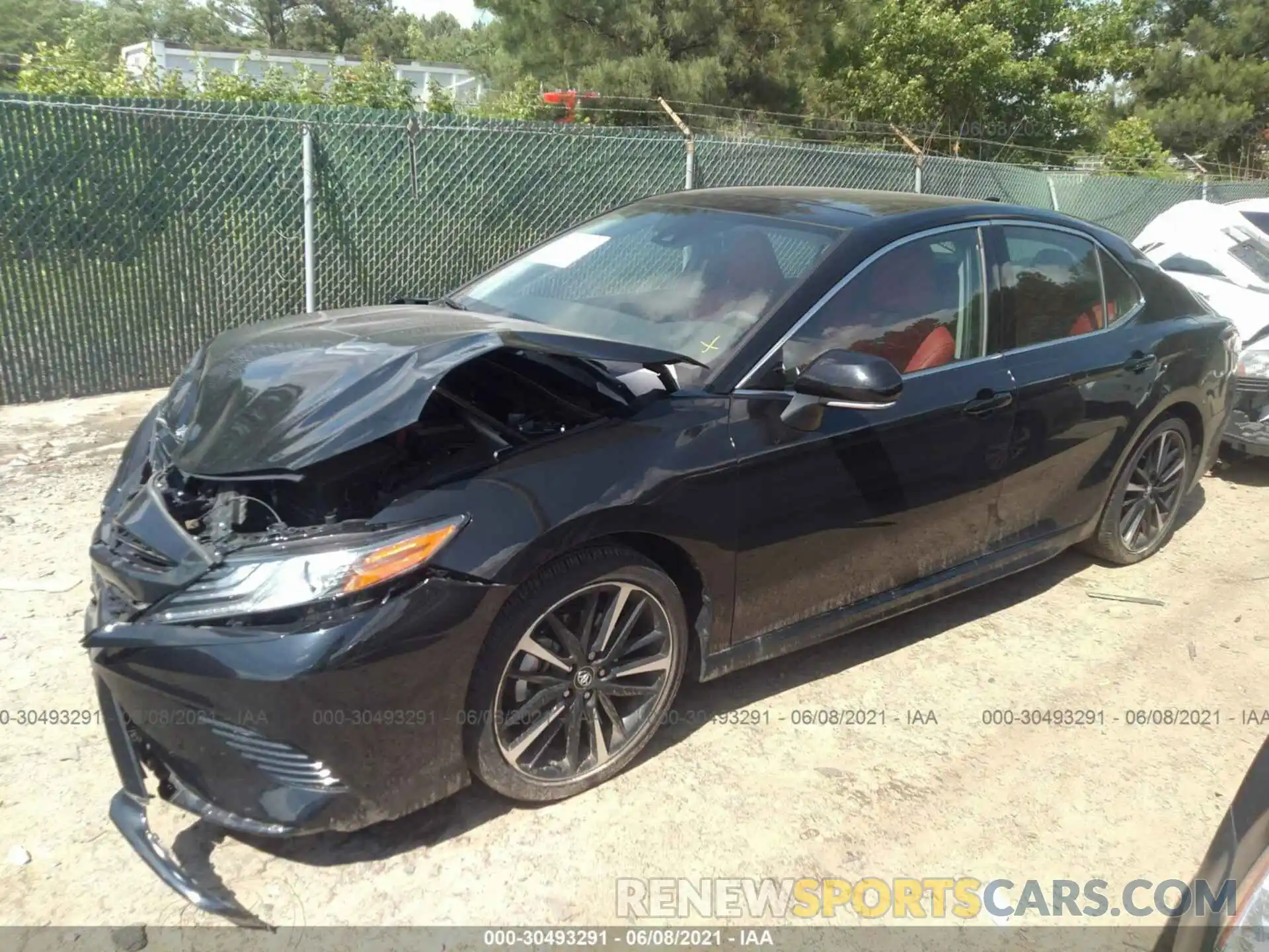 2 Photograph of a damaged car 4T1B61HKXKU821875 TOYOTA CAMRY 2019