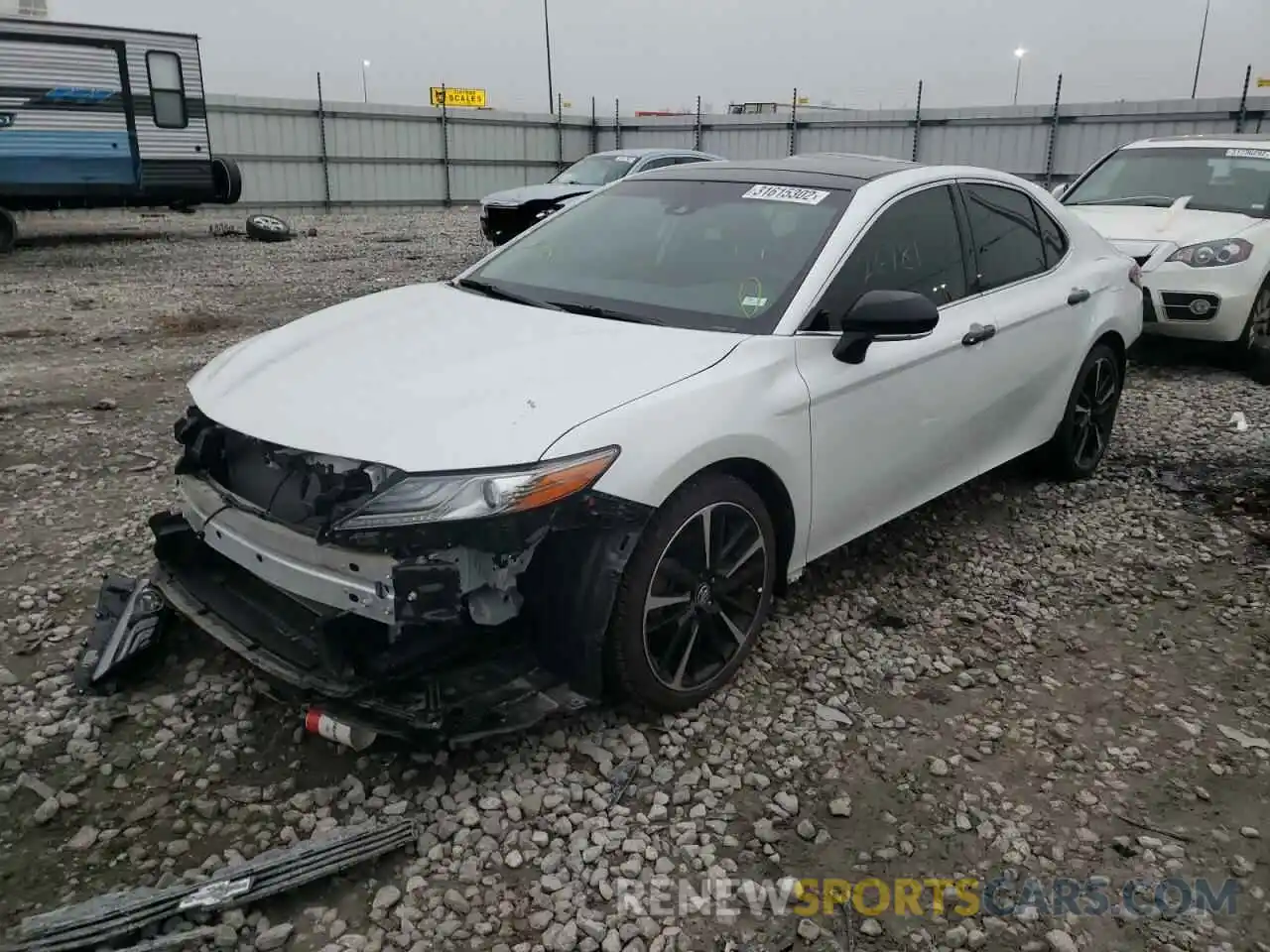 2 Photograph of a damaged car 4T1B61HKXKU845433 TOYOTA CAMRY 2019