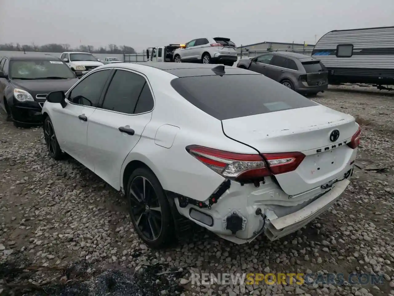 3 Photograph of a damaged car 4T1B61HKXKU845433 TOYOTA CAMRY 2019