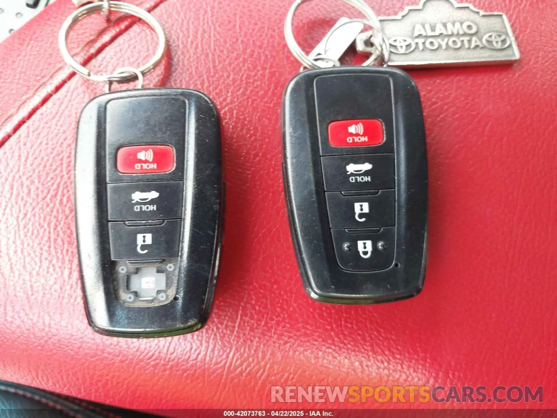 11 Photograph of a damaged car 4T1BZ1HK0KU022808 TOYOTA CAMRY 2019