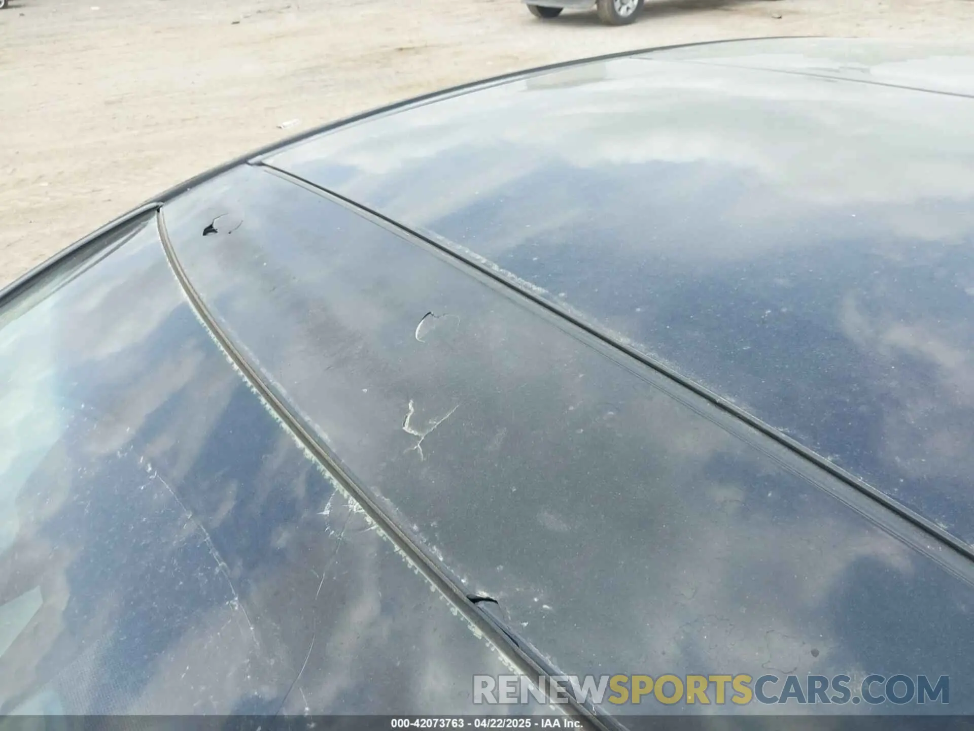 17 Photograph of a damaged car 4T1BZ1HK0KU022808 TOYOTA CAMRY 2019