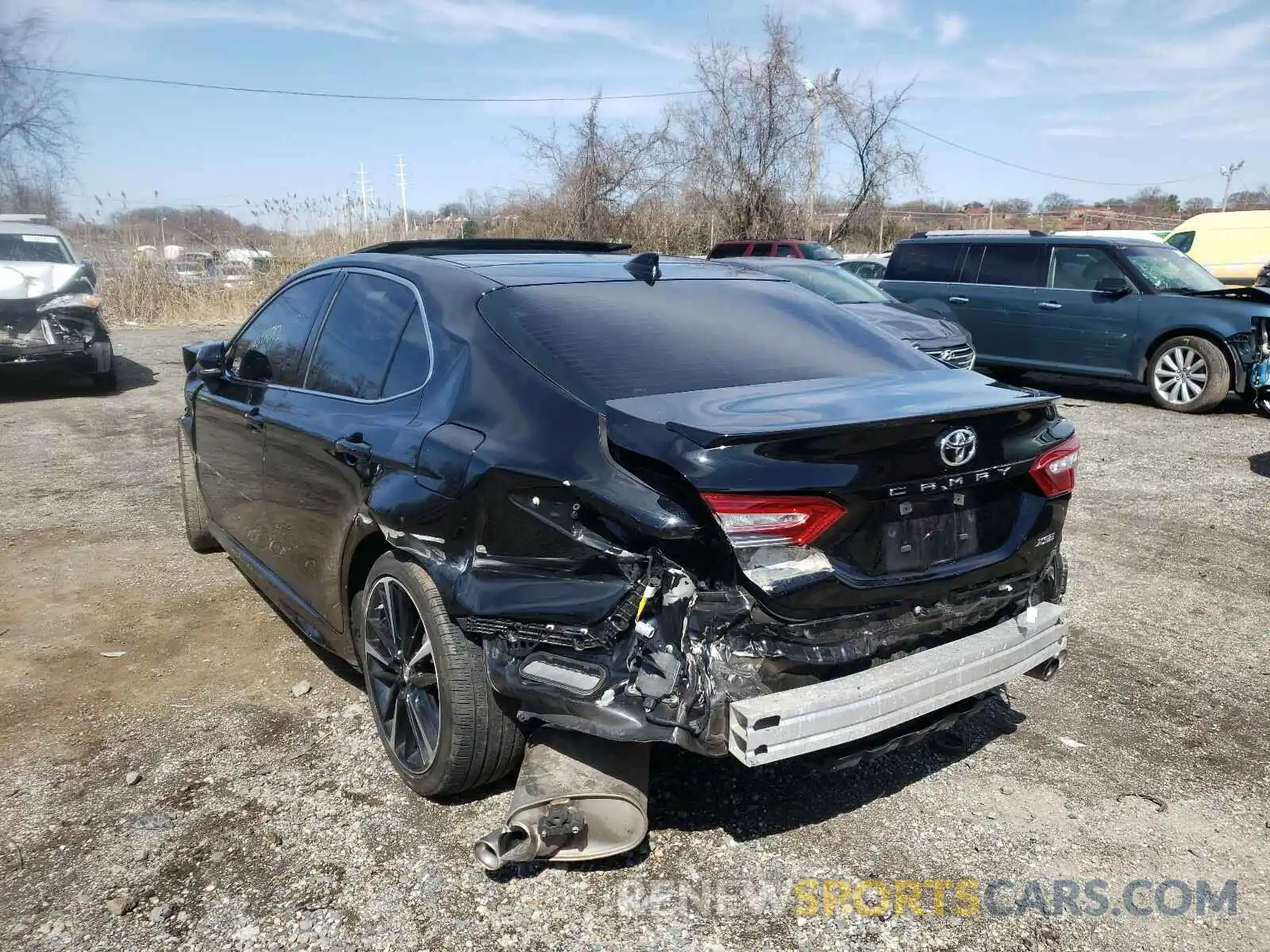 3 Photograph of a damaged car 4T1BZ1HK0KU026292 TOYOTA CAMRY 2019