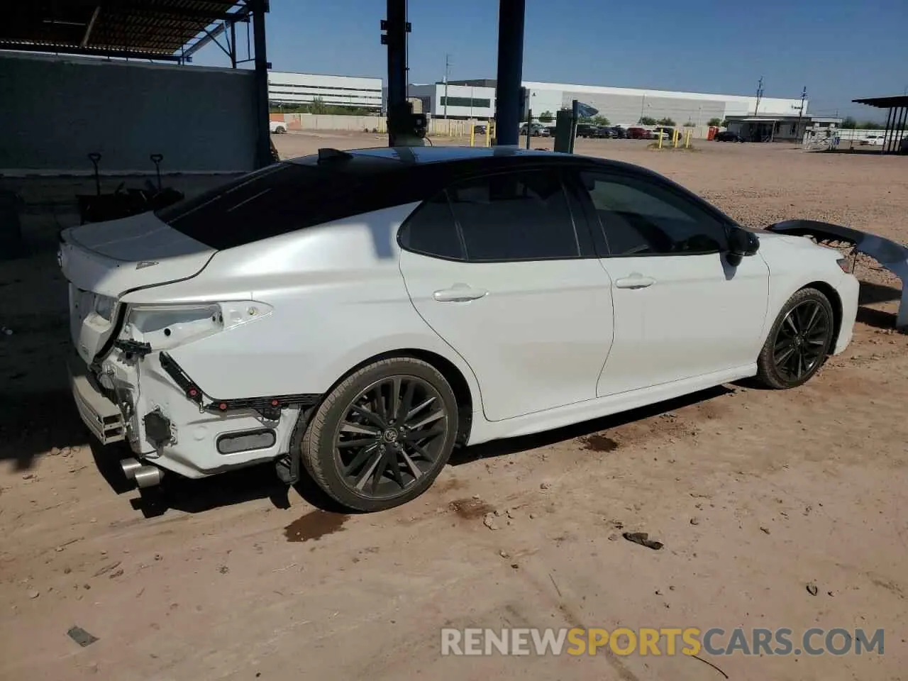 3 Photograph of a damaged car 4T1BZ1HK0KU028656 TOYOTA CAMRY 2019