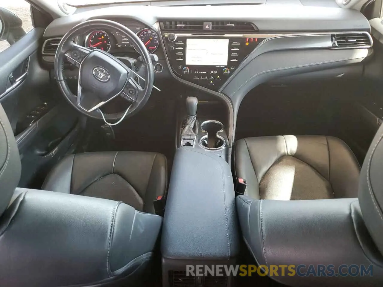8 Photograph of a damaged car 4T1BZ1HK0KU028656 TOYOTA CAMRY 2019